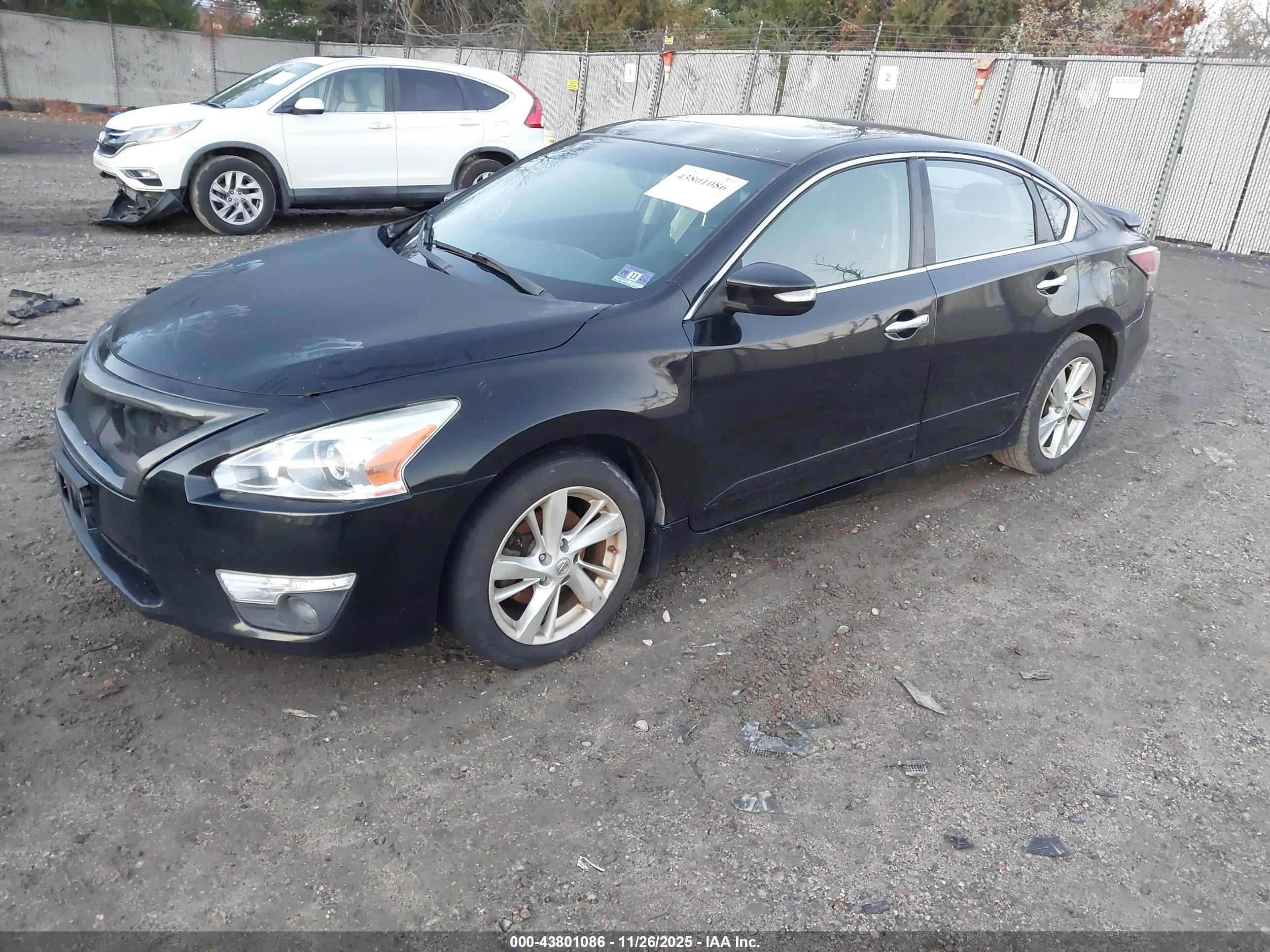 NISSAN ALTIMA image 2