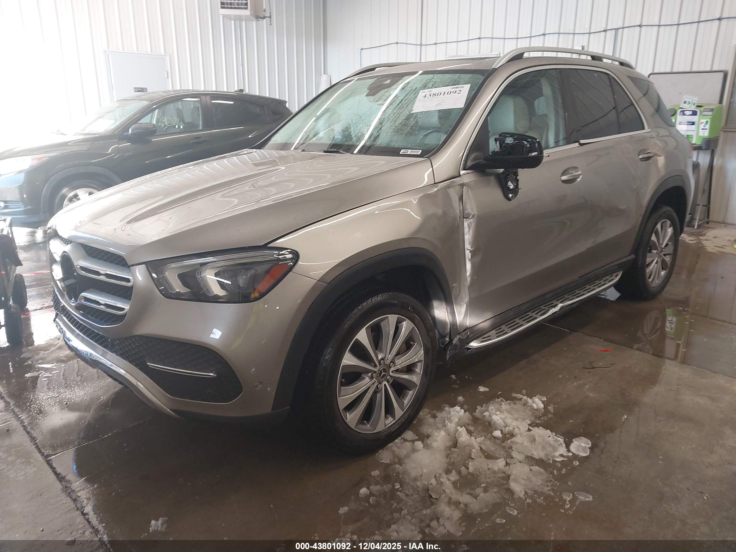 MERCEDES-BENZ GLE image 2