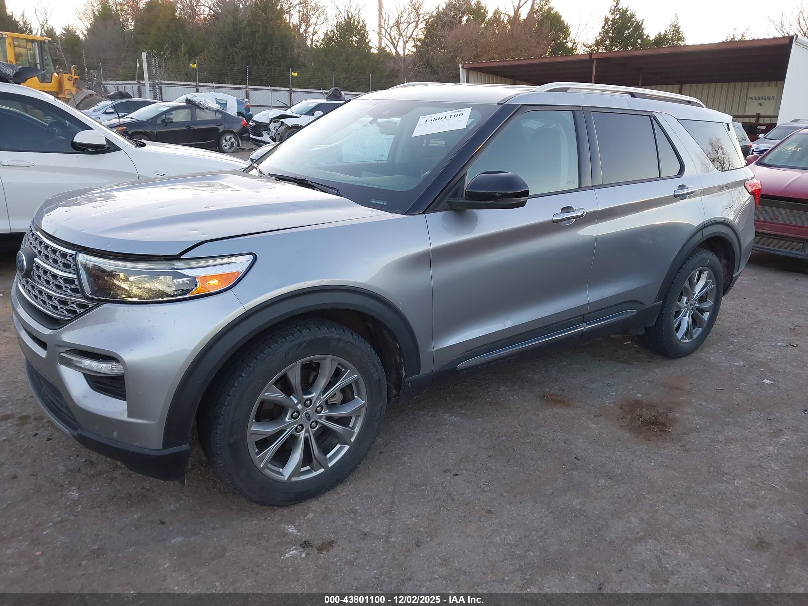FORD EXPLORER image 2