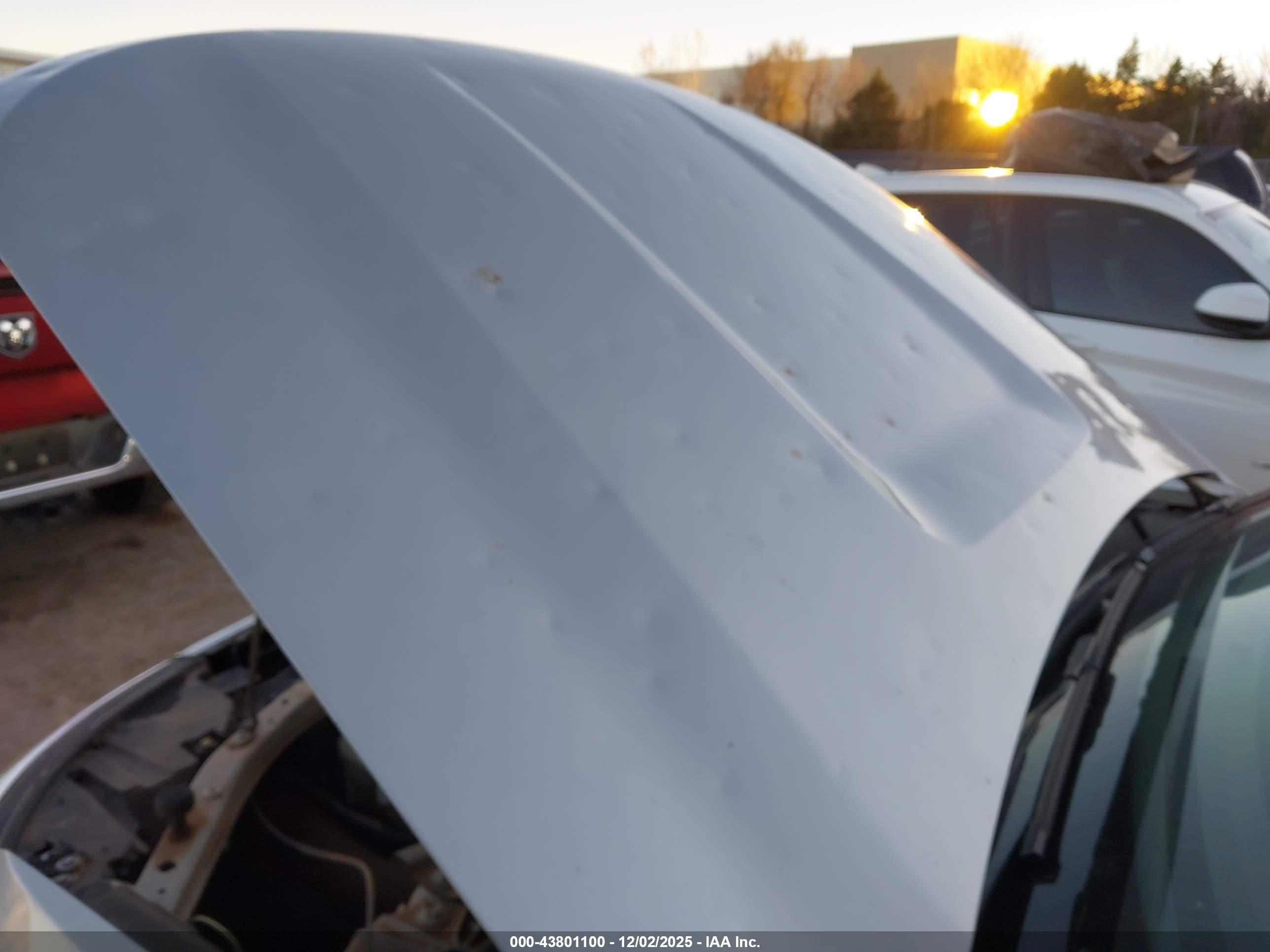 FORD EXPLORER image 6