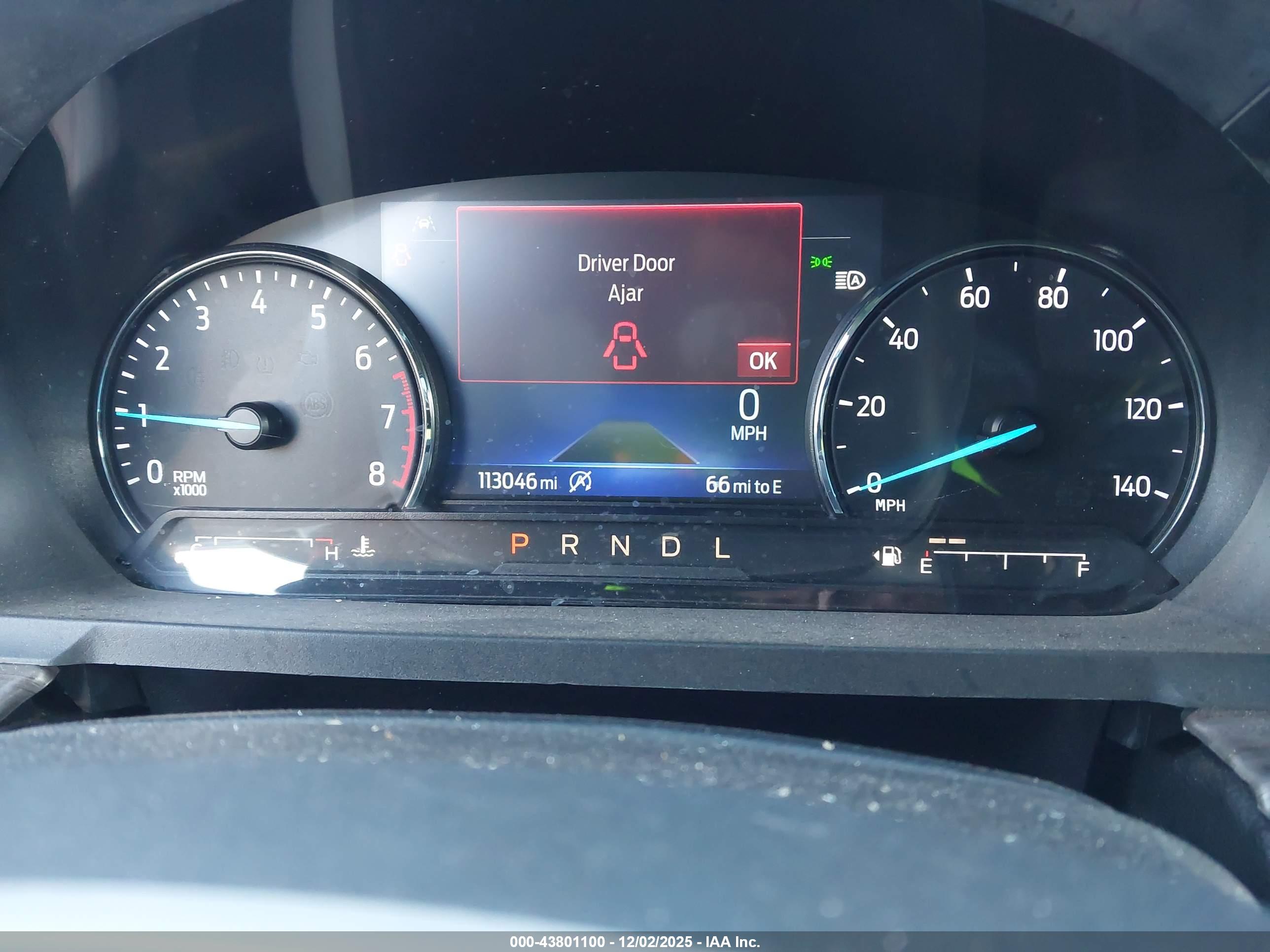 FORD EXPLORER image 7
