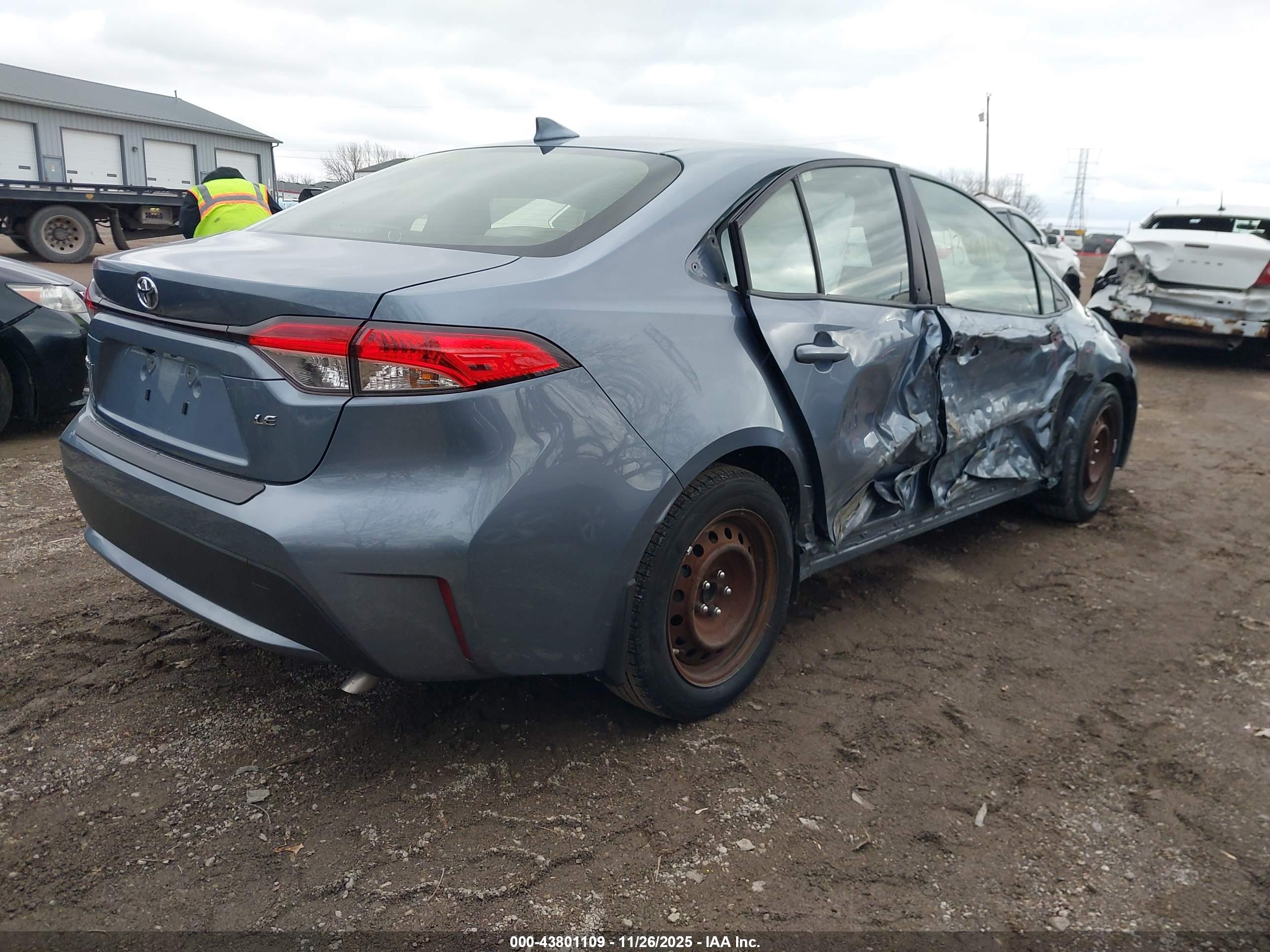 TOYOTA COROLLA image 4