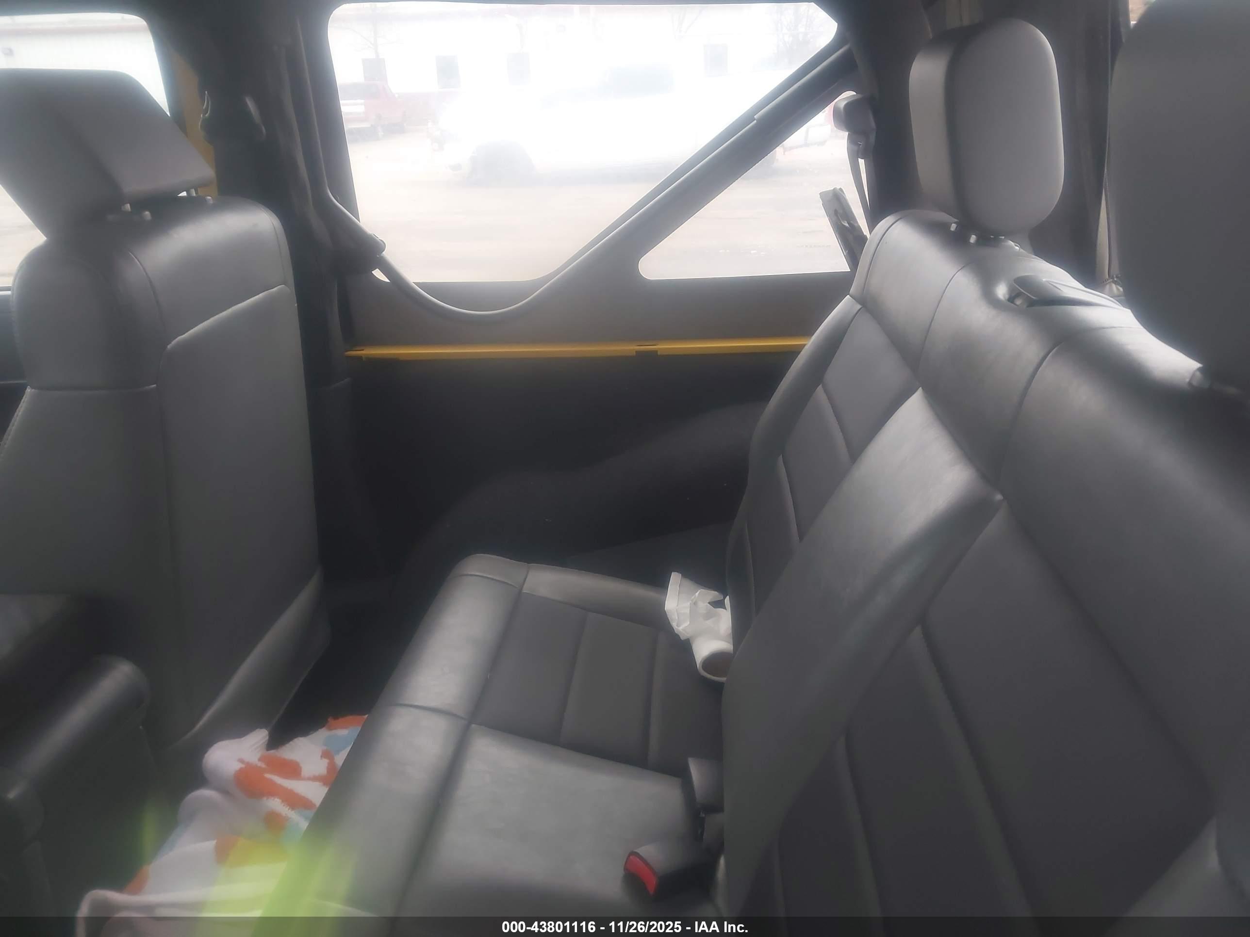 JEEP WRANGLER image 8