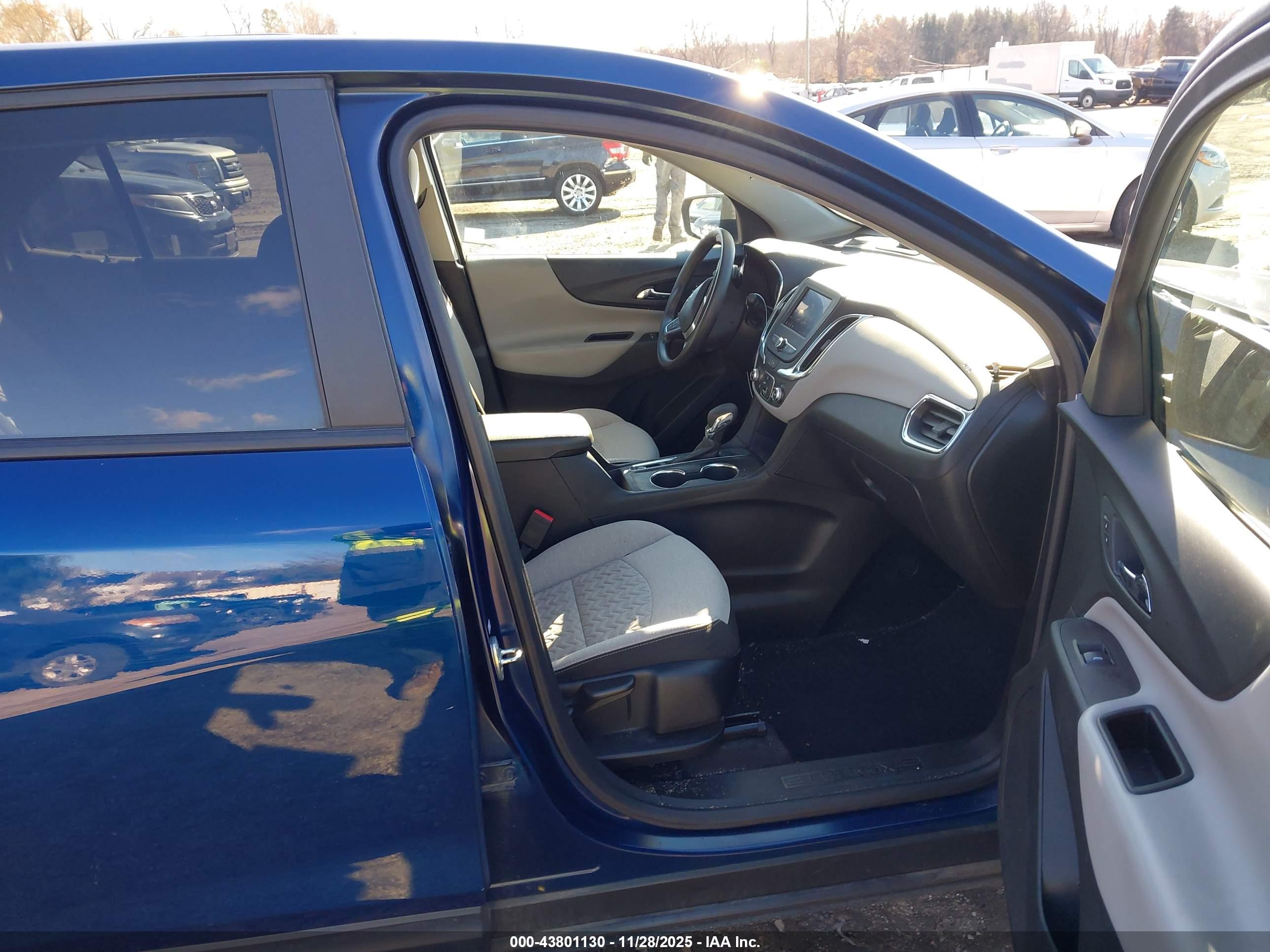 CHEVROLET EQUINOX image 5