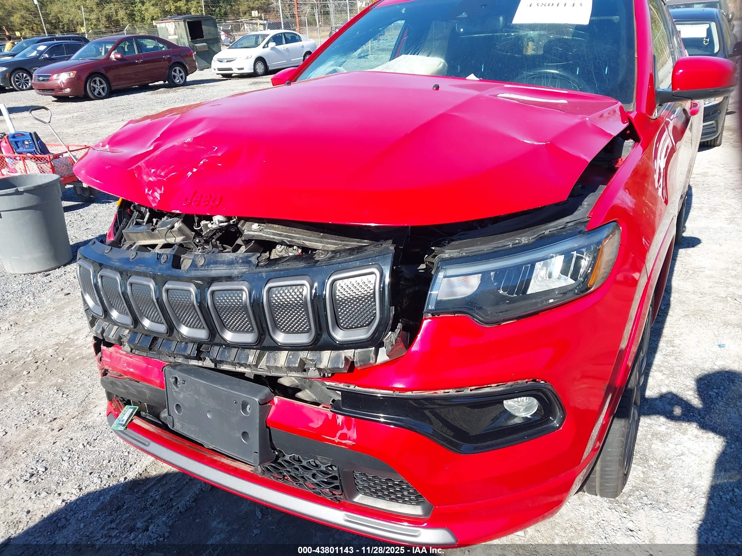 JEEP COMPASS image 6