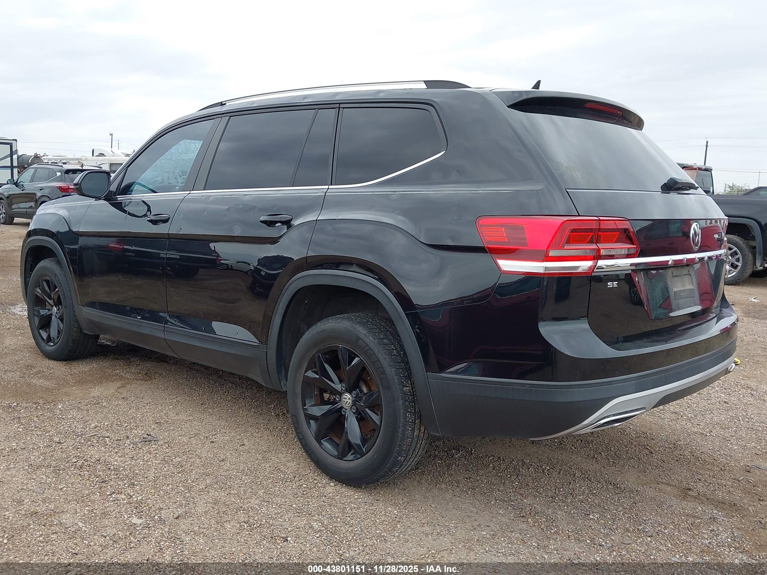 VOLKSWAGEN ATLAS image 3