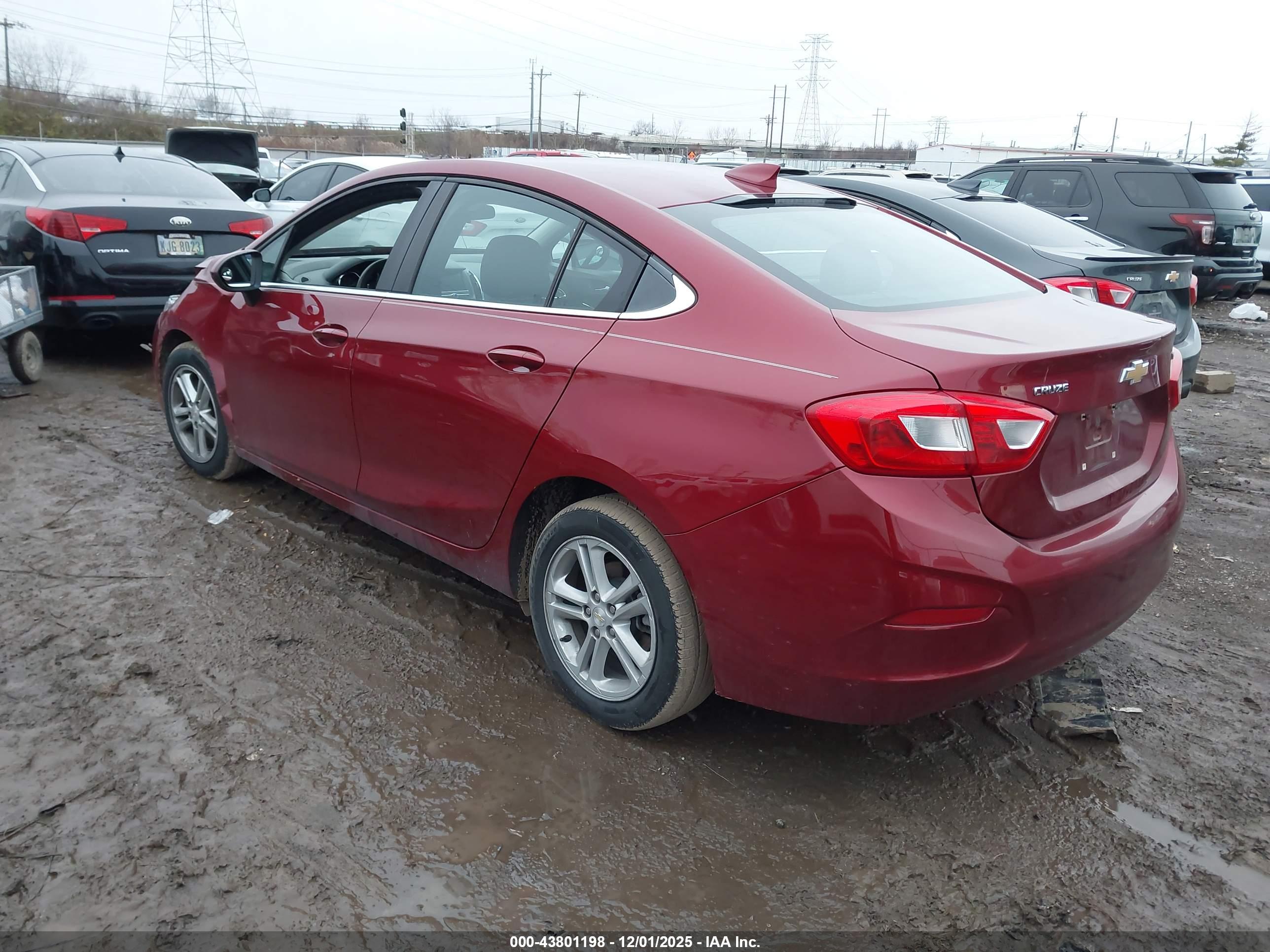 CHEVROLET CRUZE image 3