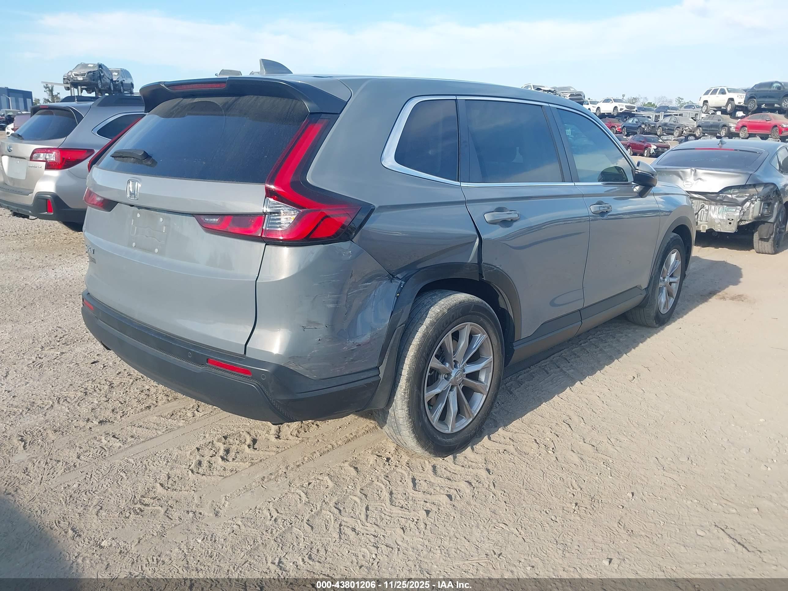HONDA CR-V image 4