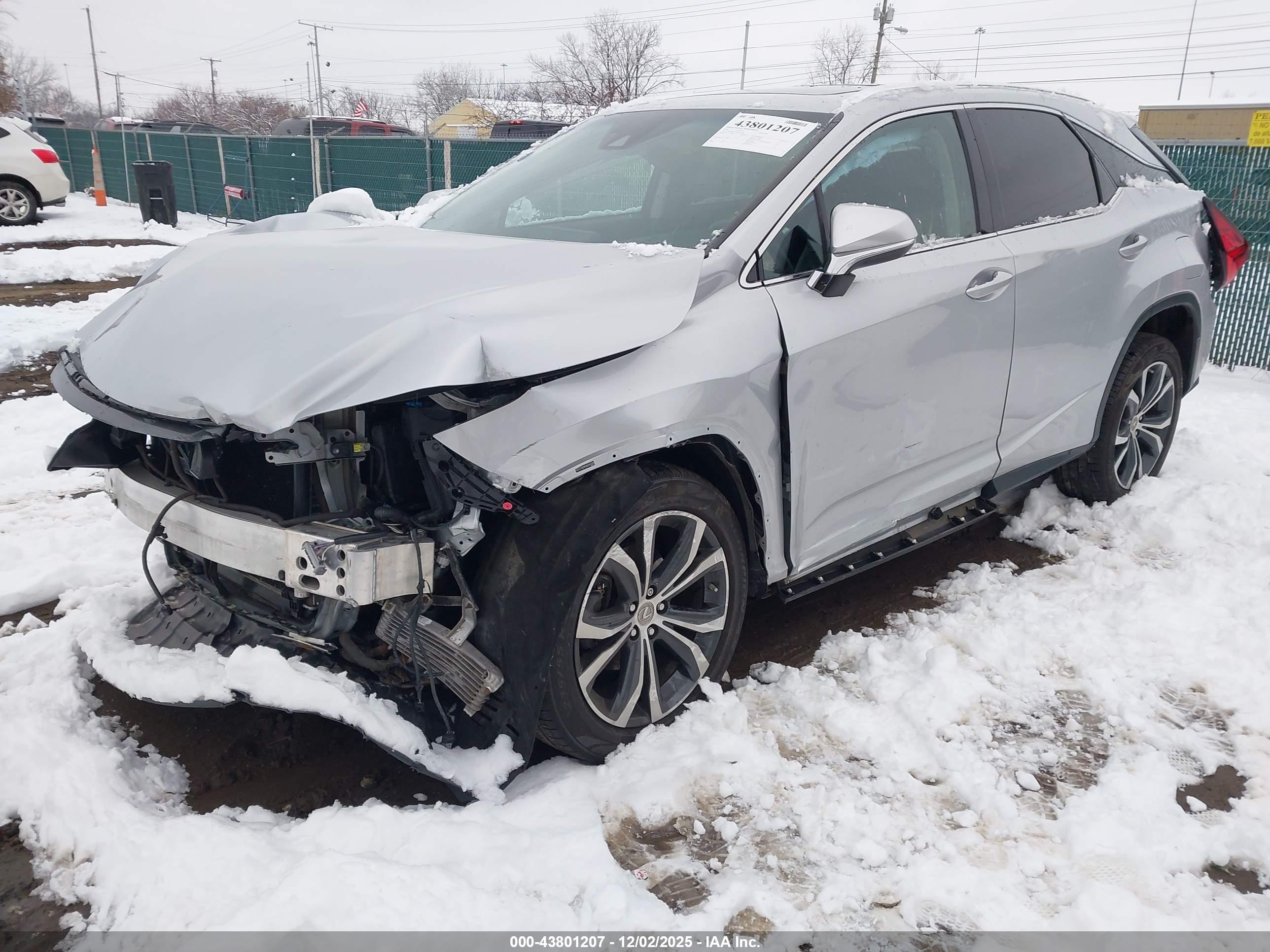 LEXUS RX image 2