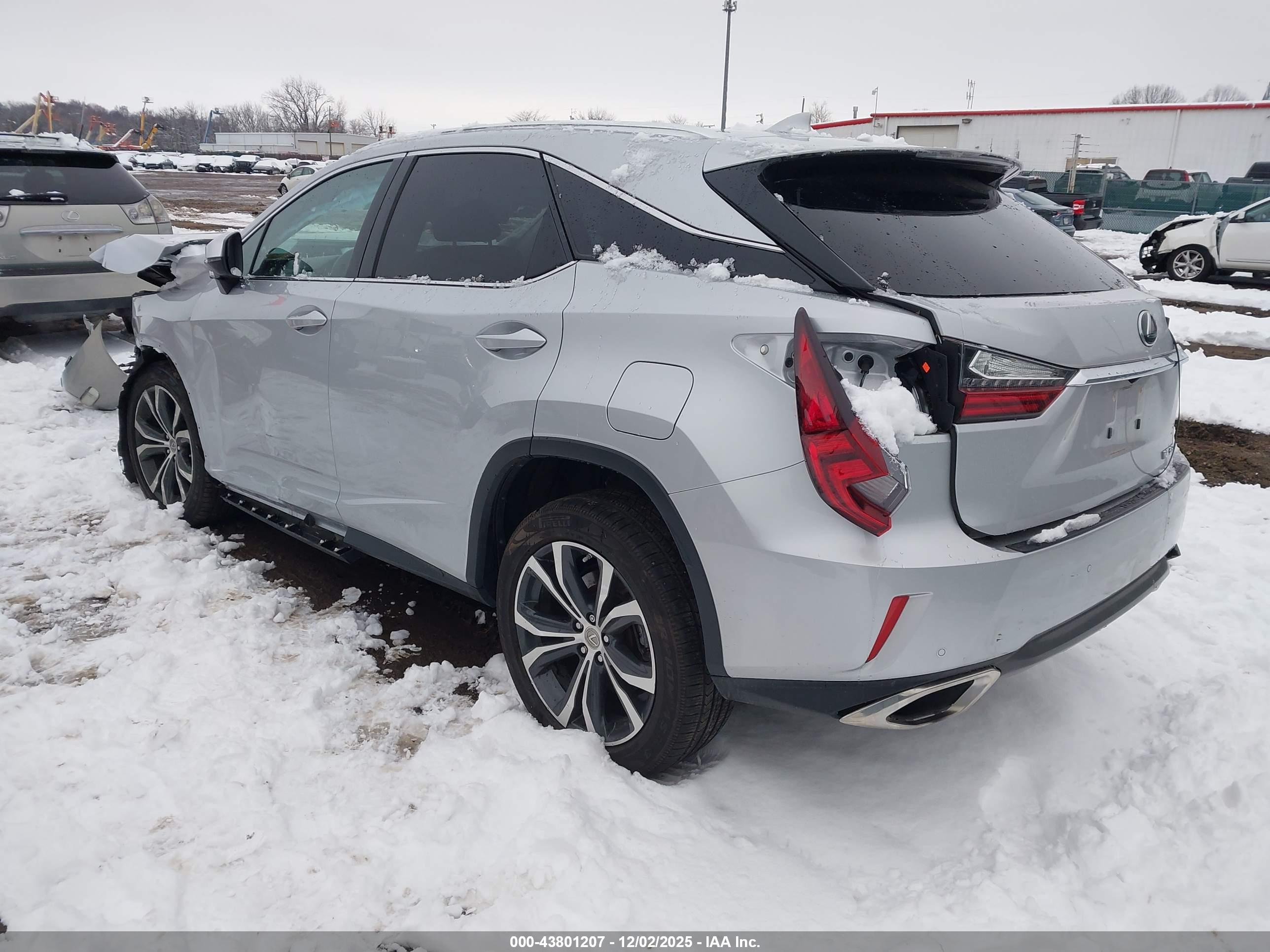LEXUS RX image 3