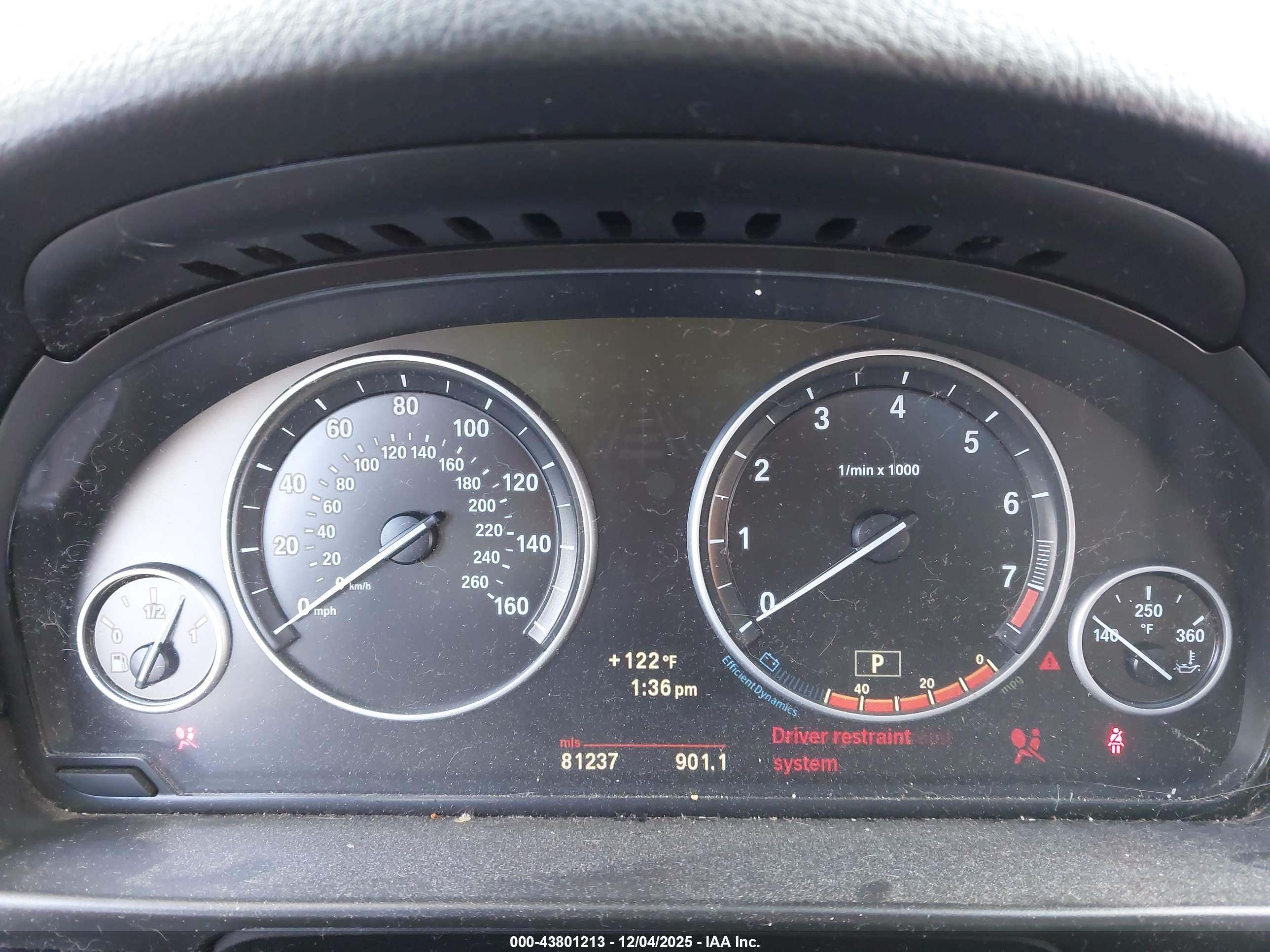 BMW 528I image 7