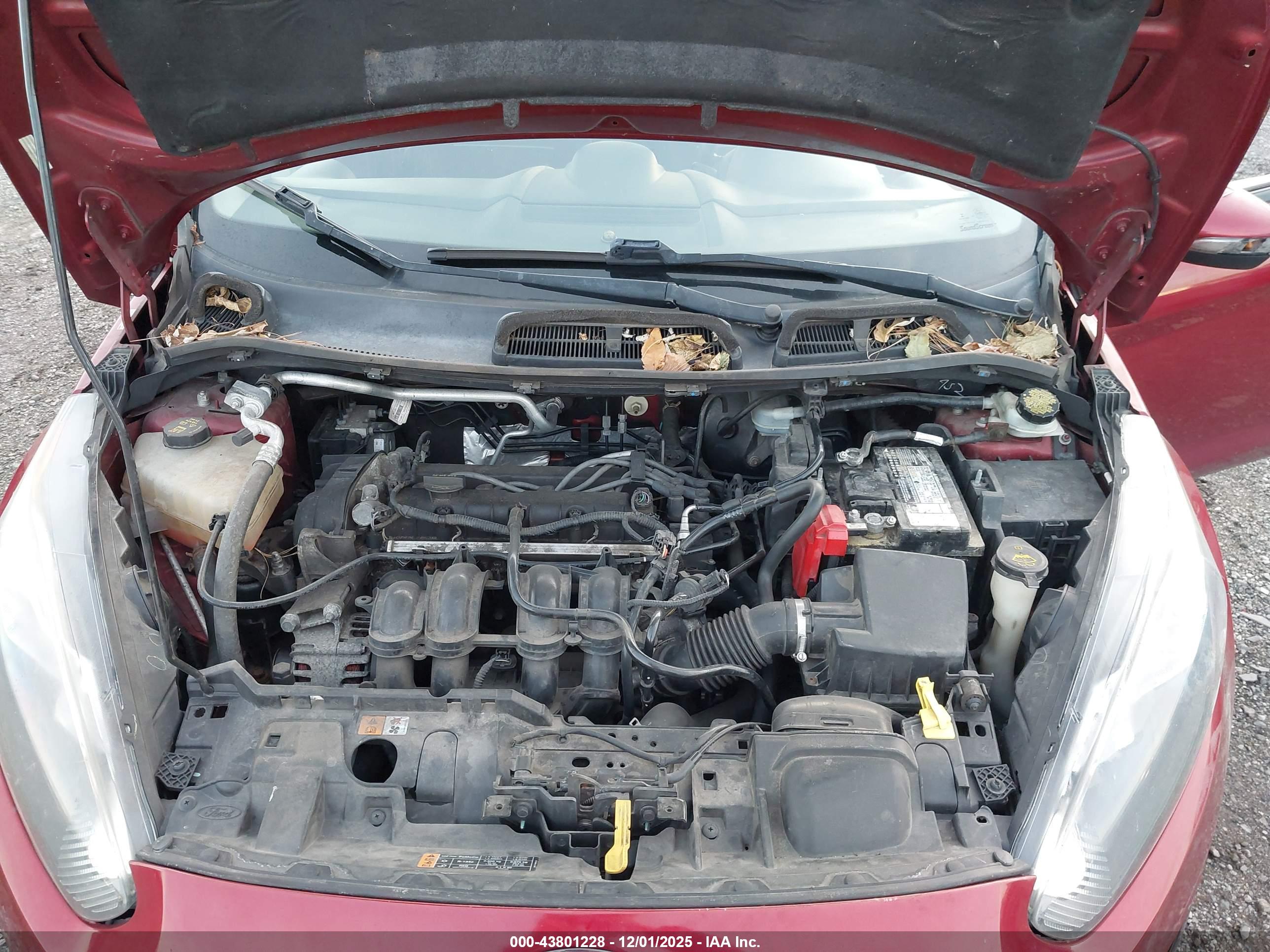 FORD FIESTA image 10