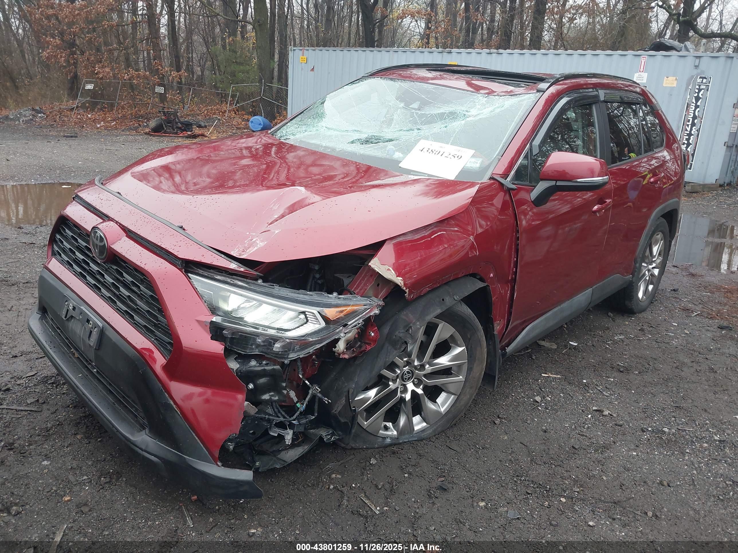 TOYOTA RAV4 image 6