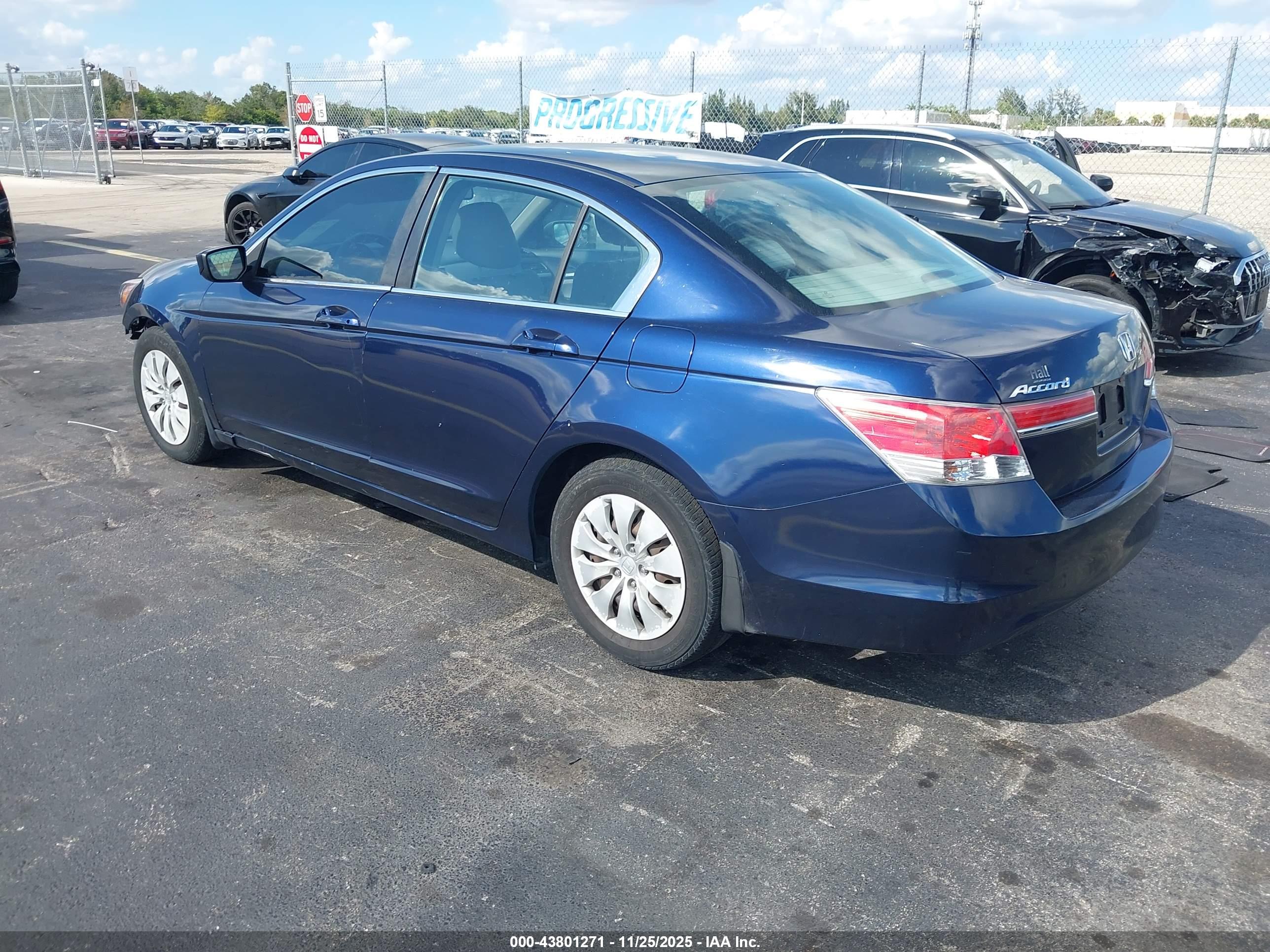 HONDA ACCORD image 3
