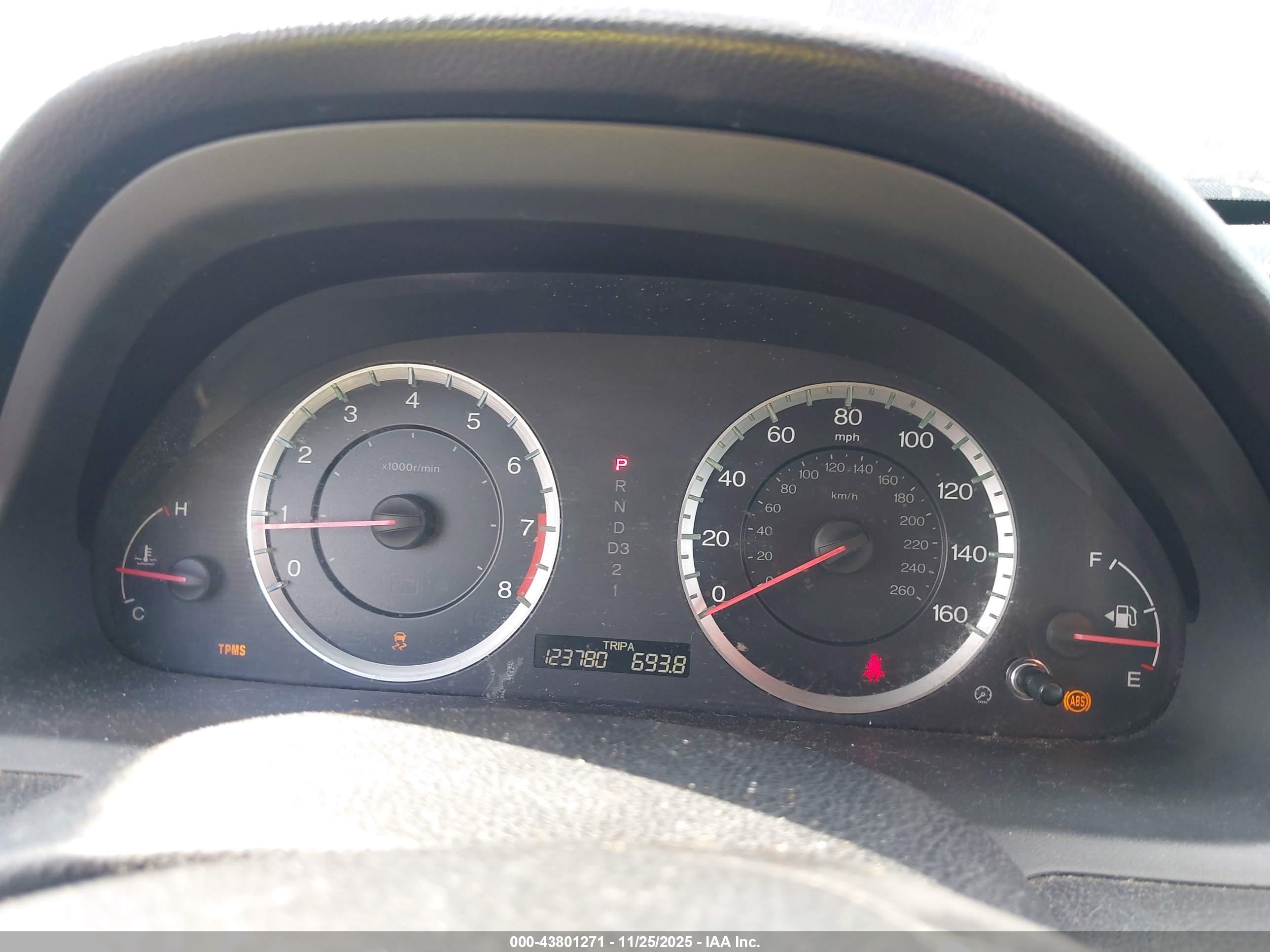 HONDA ACCORD image 7