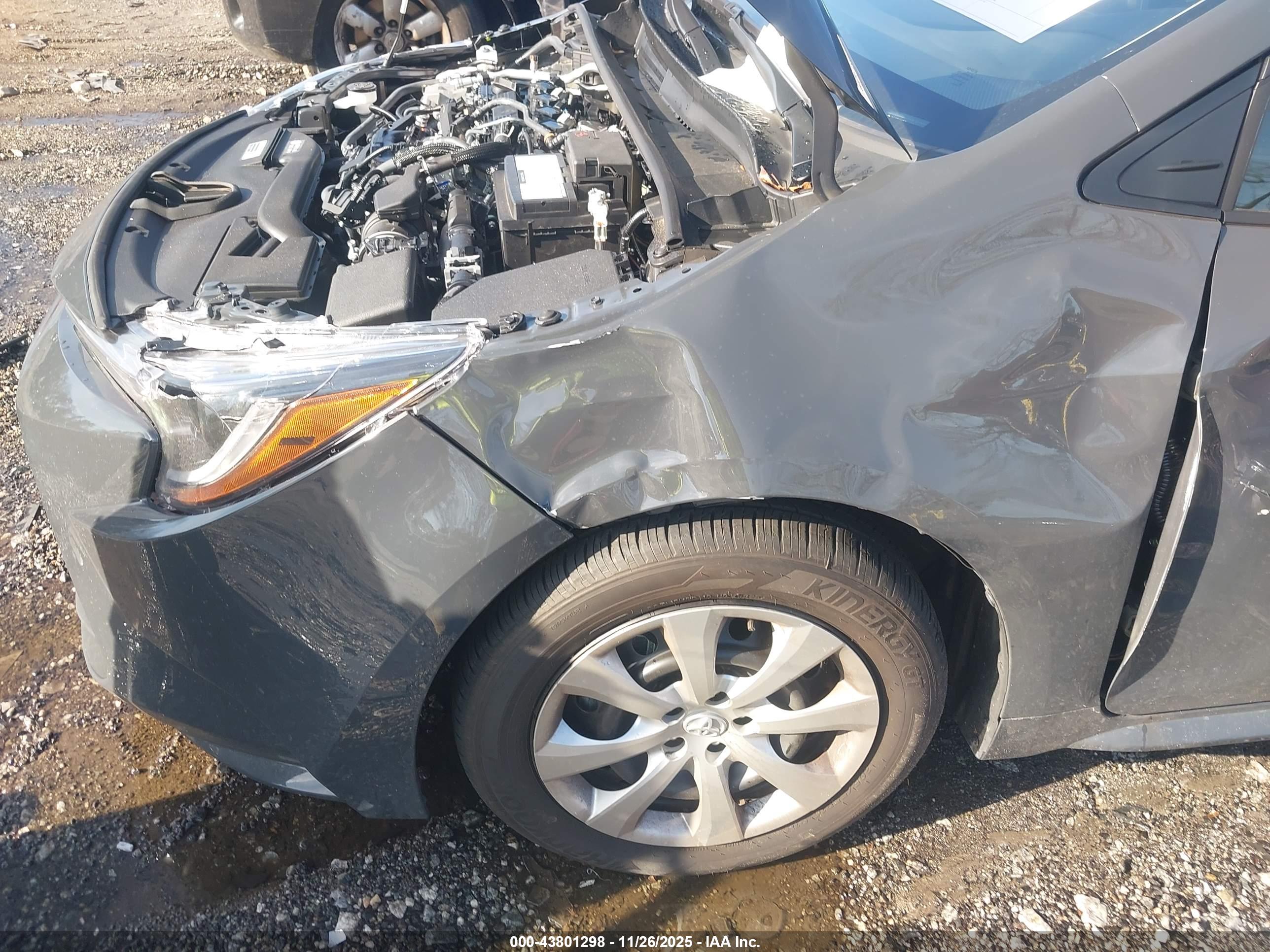 TOYOTA COROLLA image 6