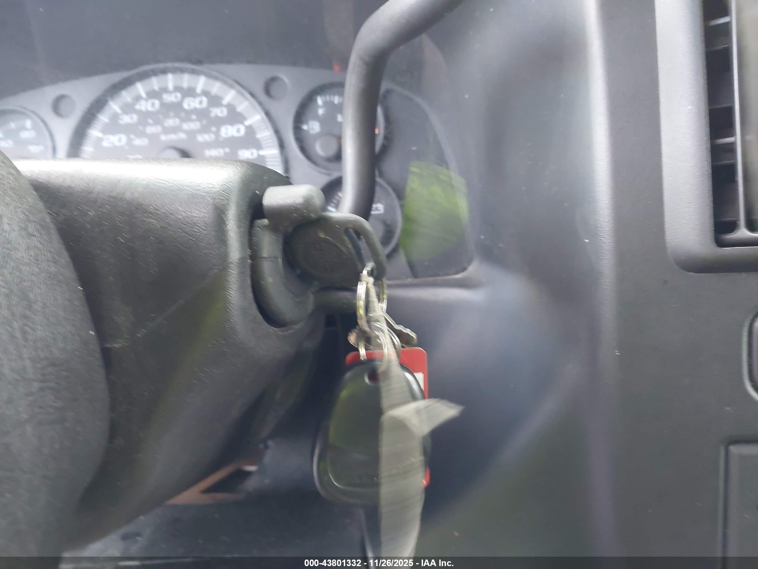 GMC SAVANA image 11