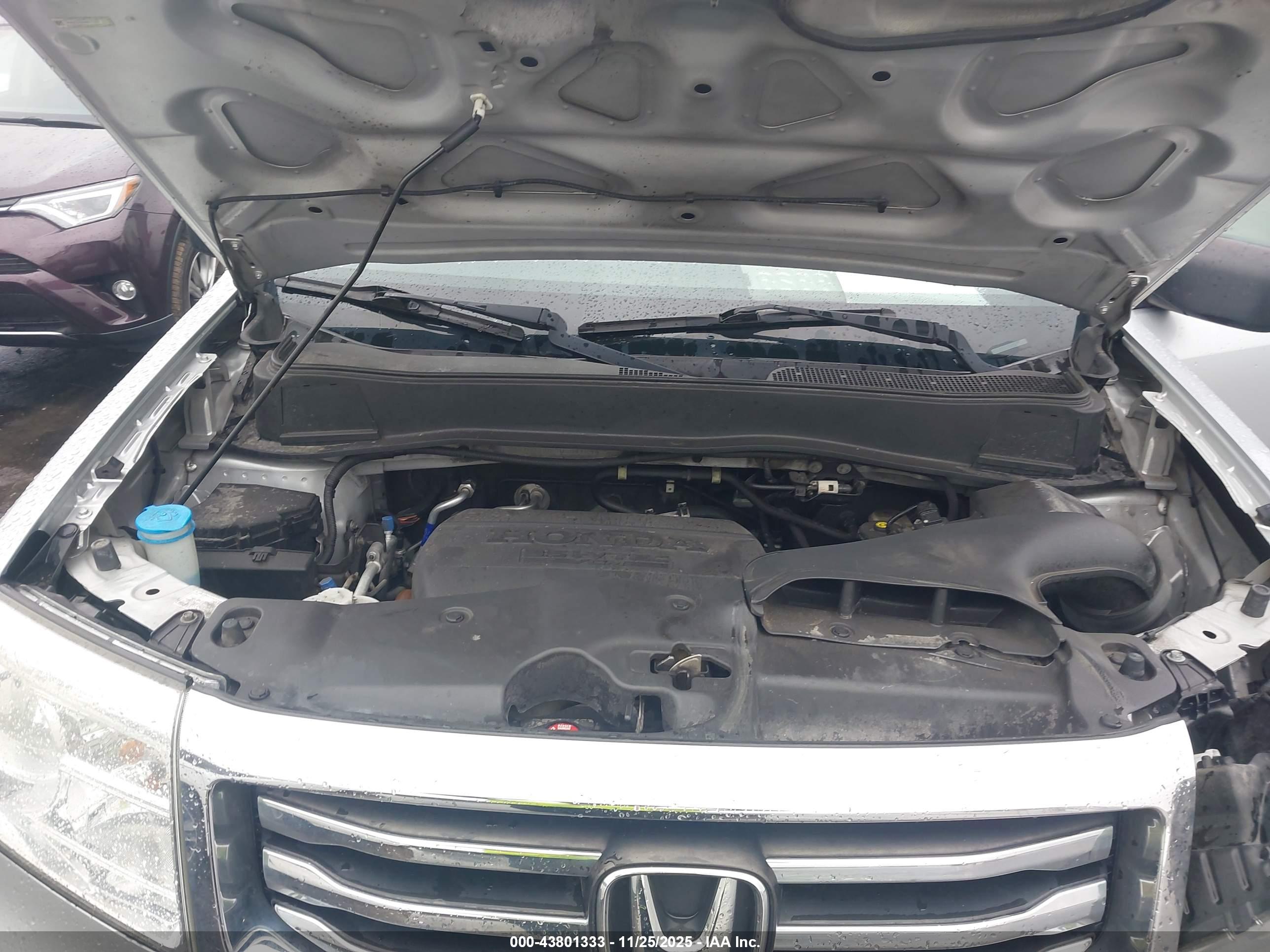 HONDA PILOT image 10