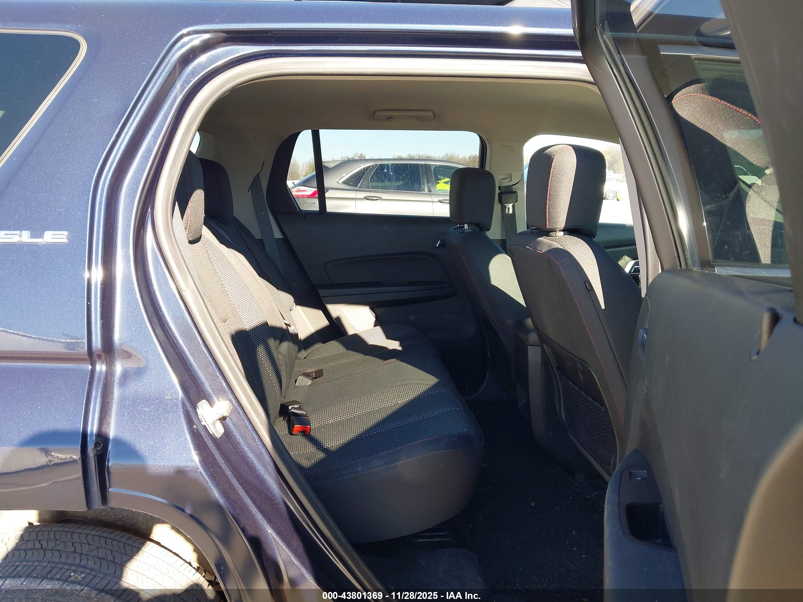 GMC TERRAIN image 8