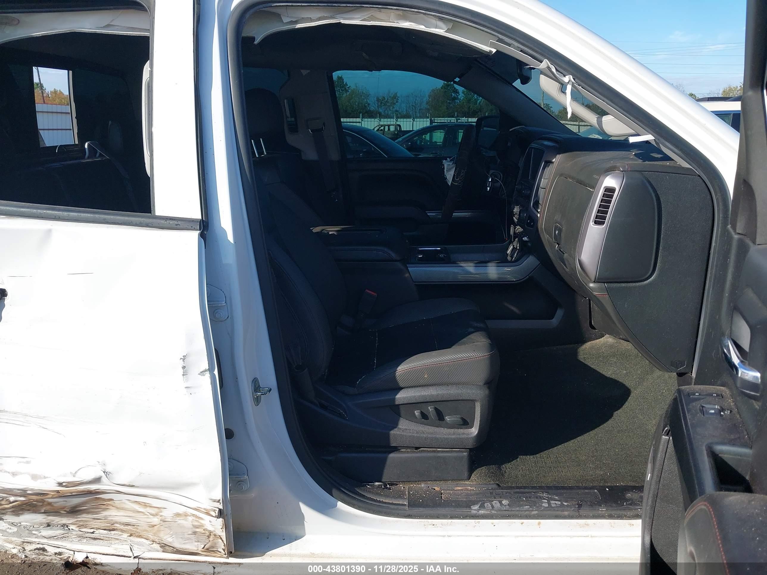 GMC SIERRA image 5