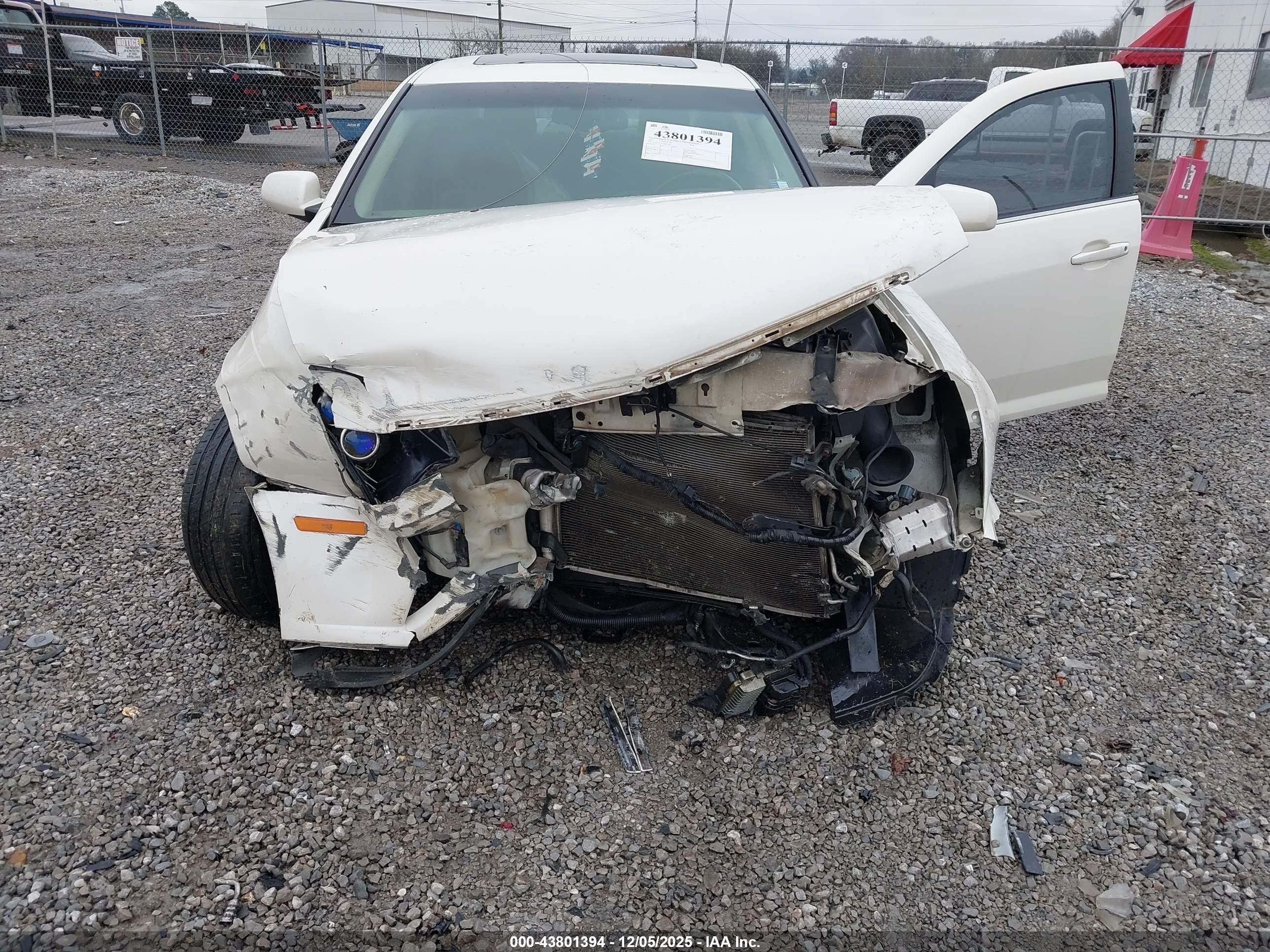 CADILLAC STS image 10