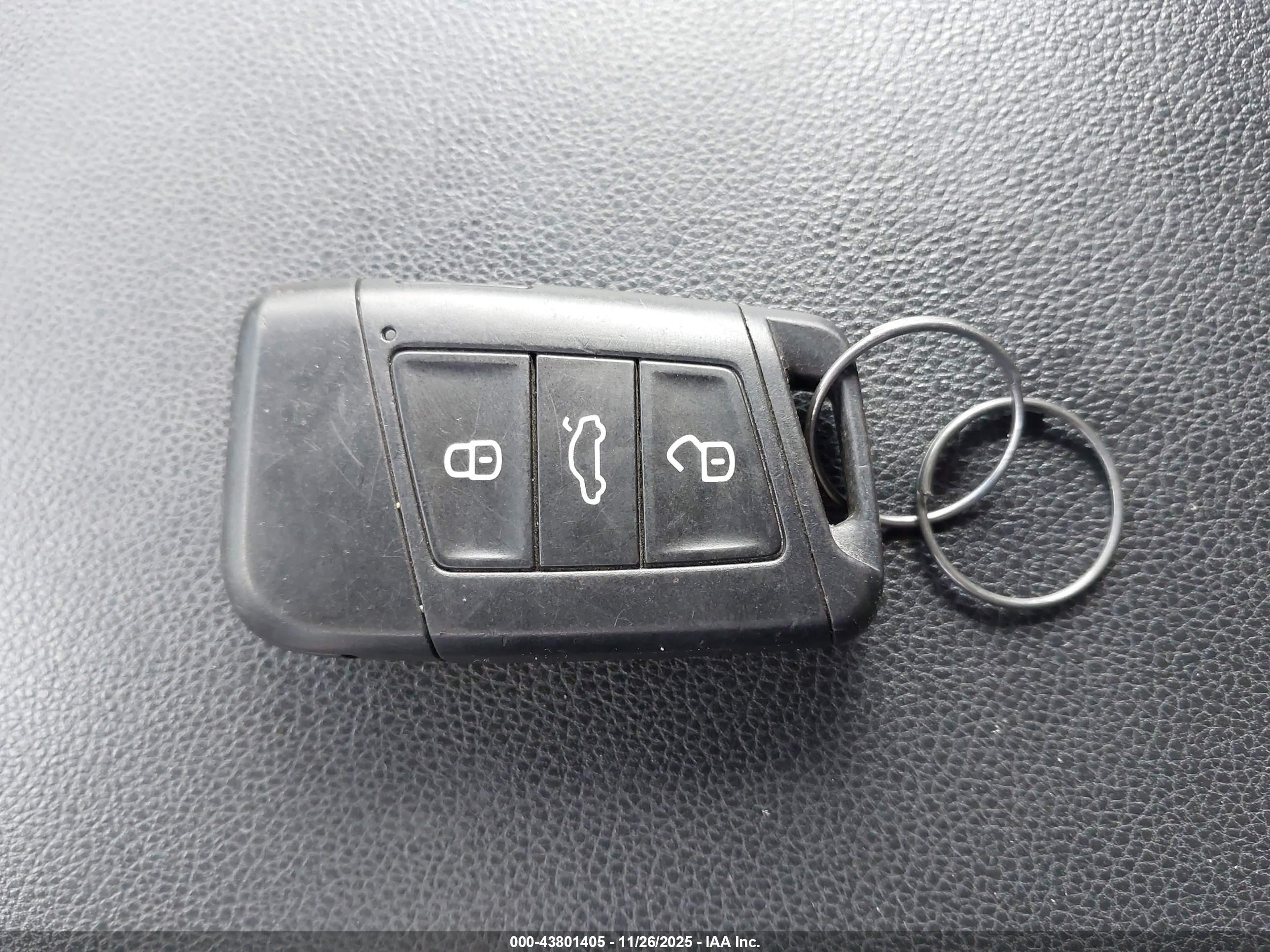 VOLKSWAGEN ATLAS image 11