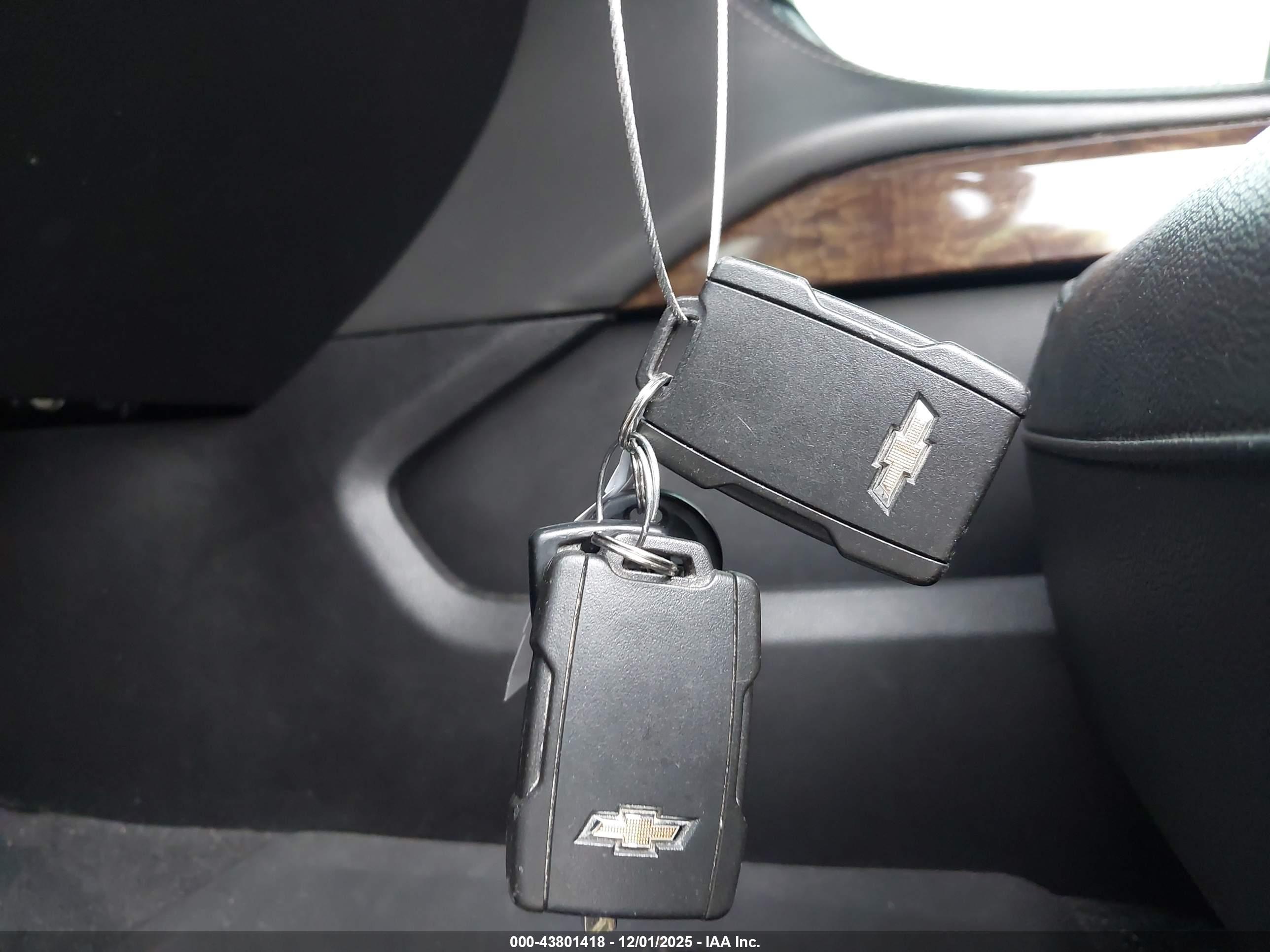 CHEVROLET TAHOE image 11