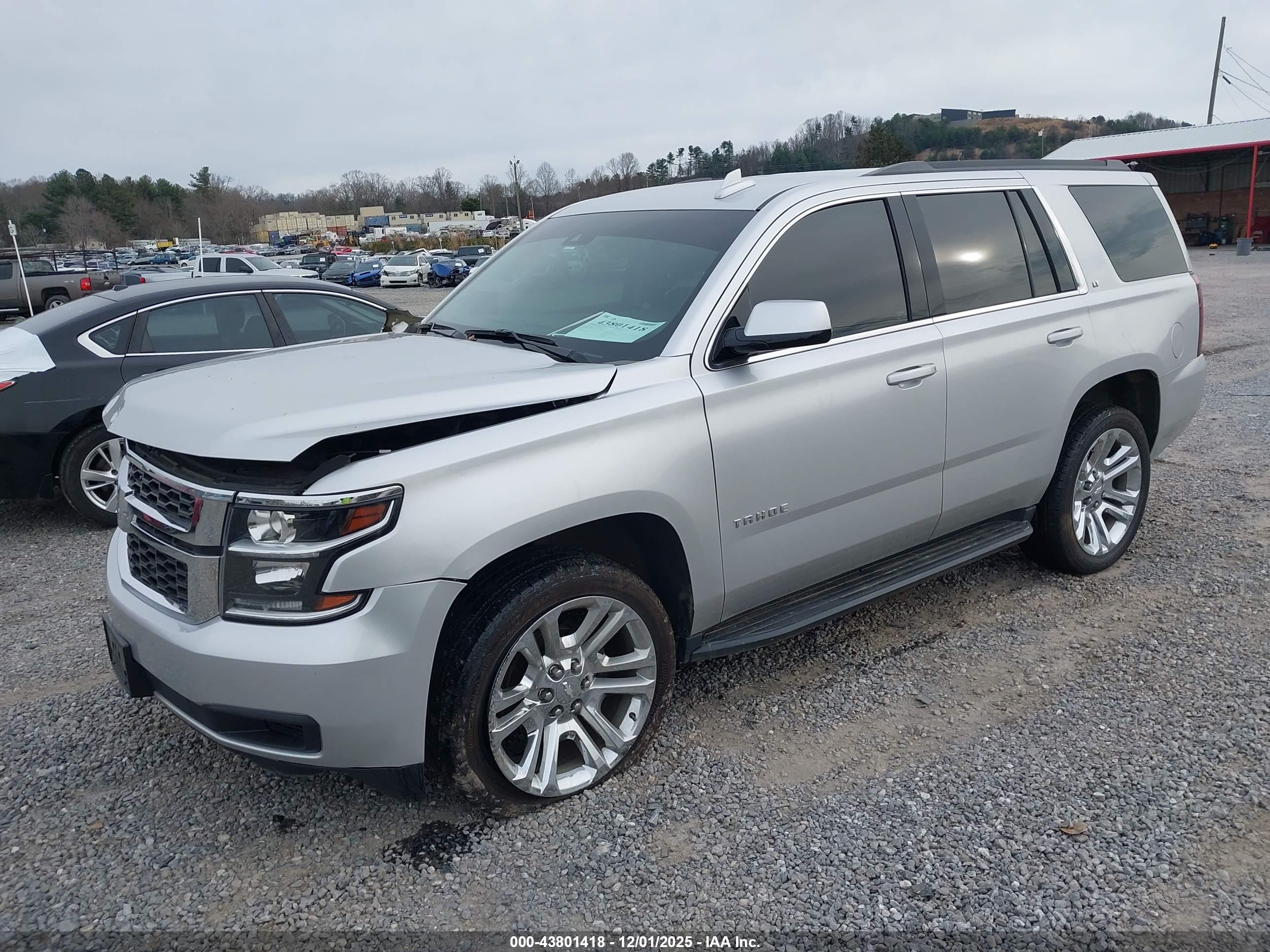 CHEVROLET TAHOE image 2