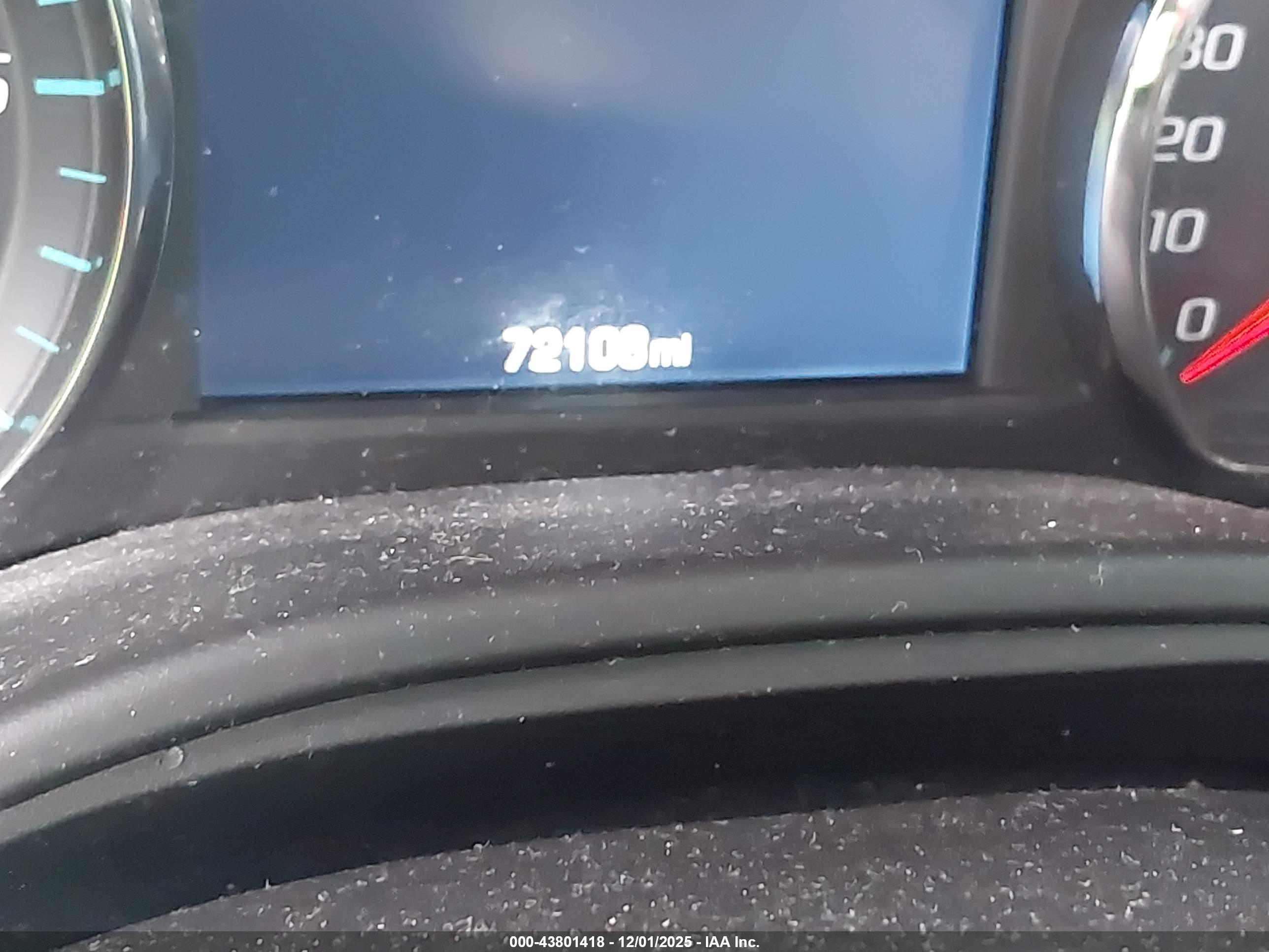 CHEVROLET TAHOE image 7