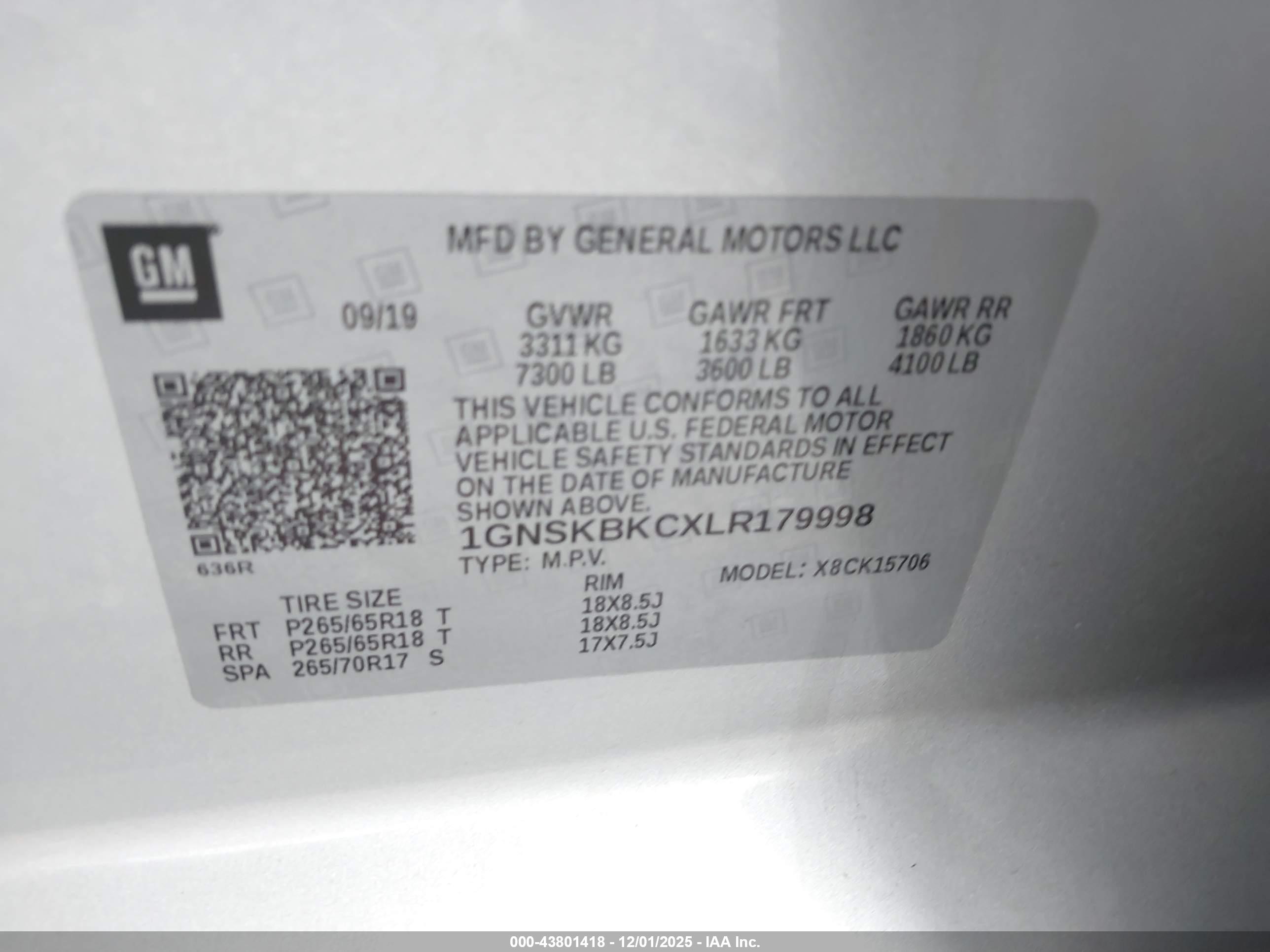CHEVROLET TAHOE image 9