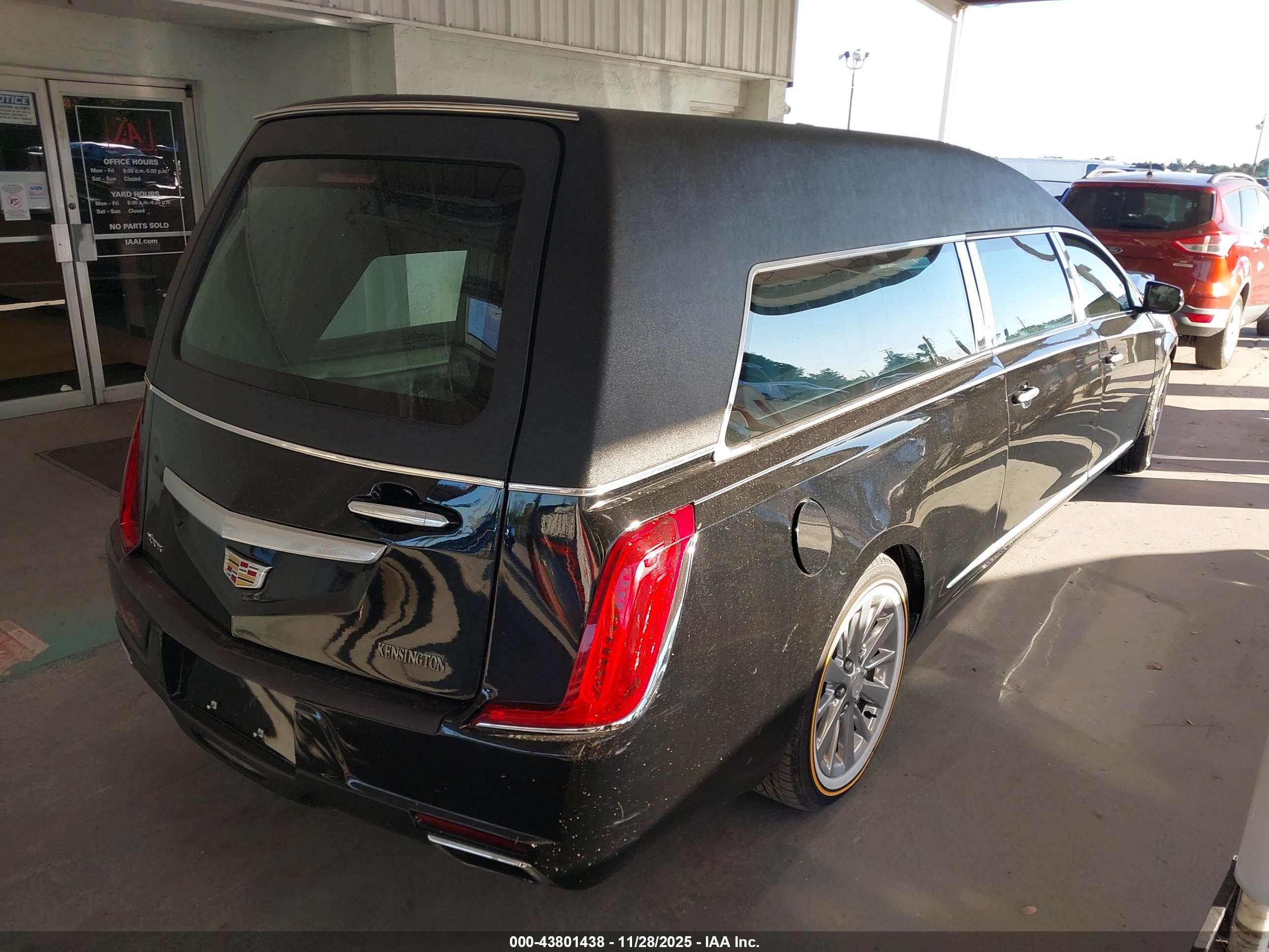 CADILLAC XTS image 4