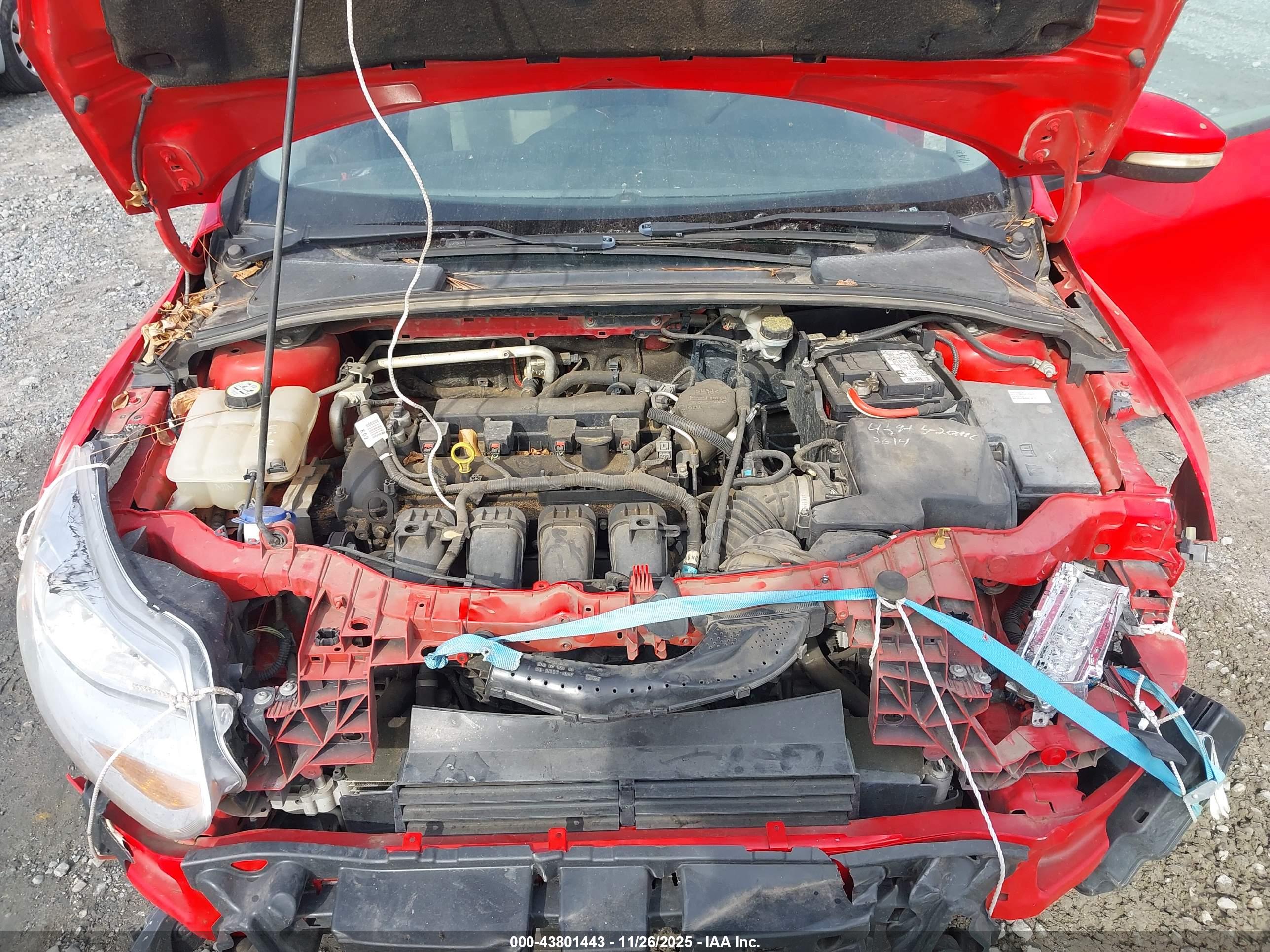 FORD FOCUS image 10