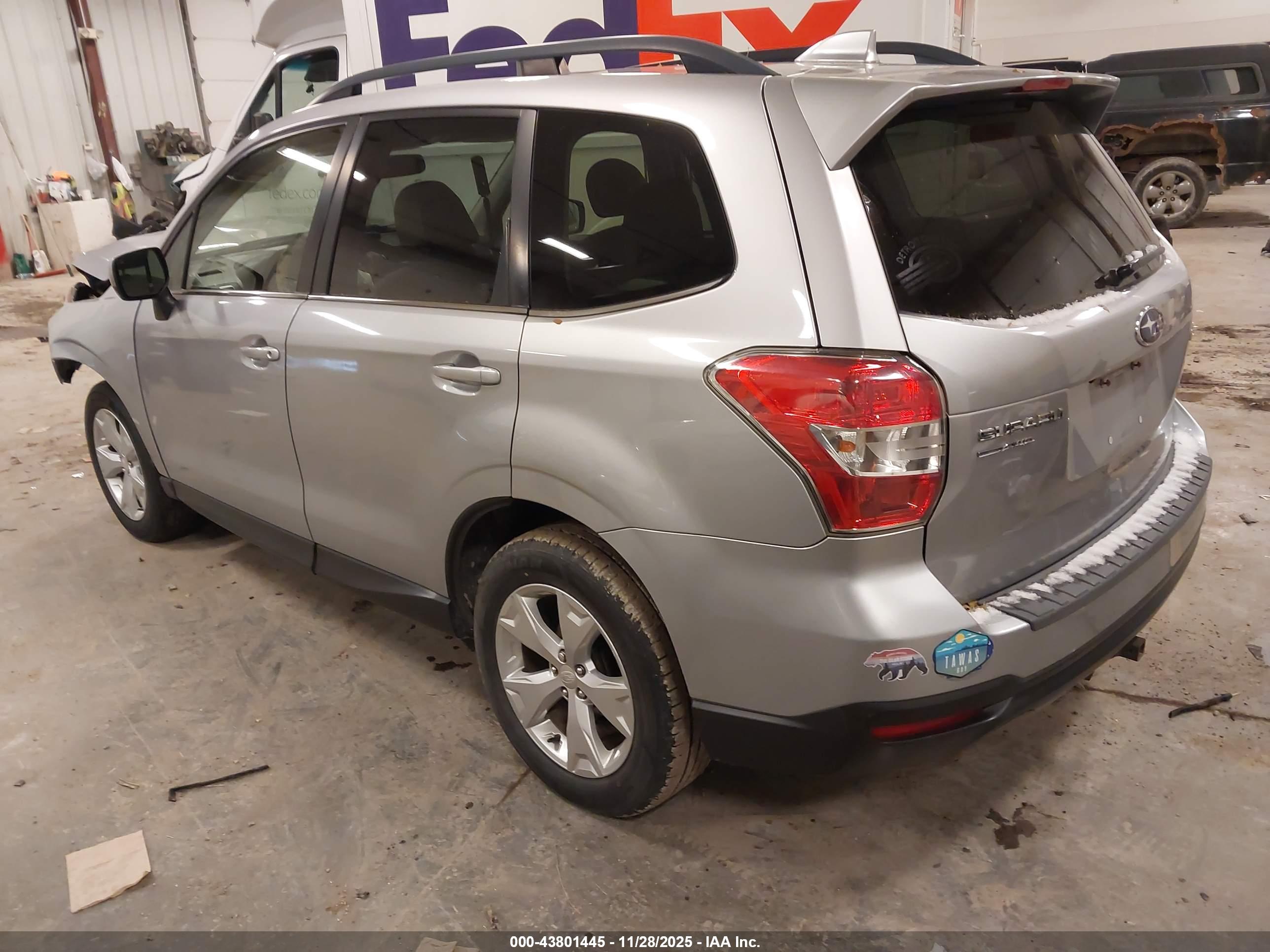 SUBARU FORESTER image 3