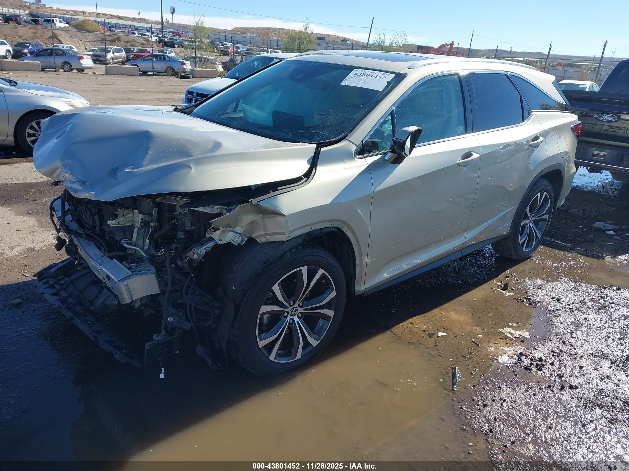 LEXUS RX image 2