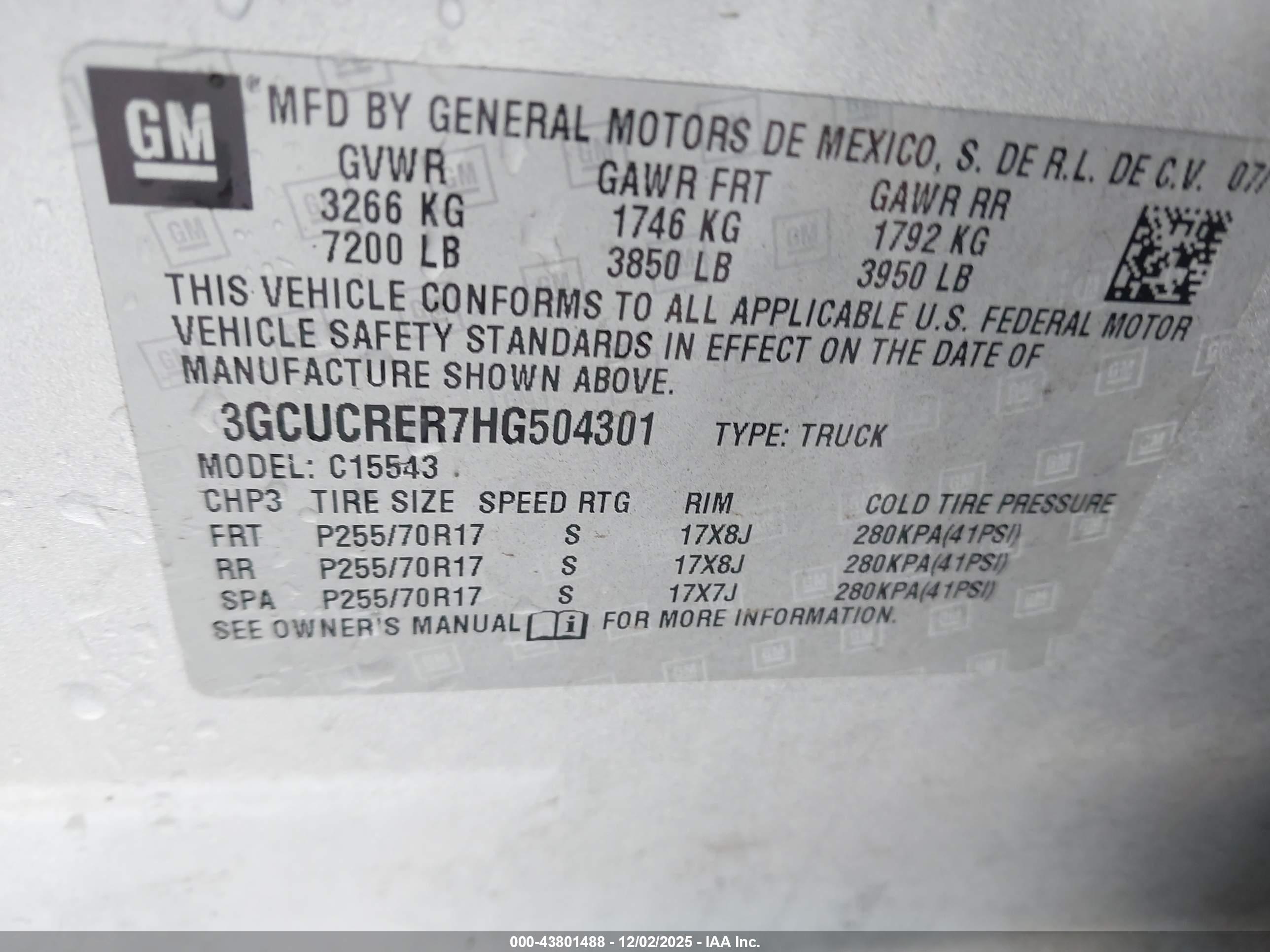 CHEVROLET SILVERADO image 9