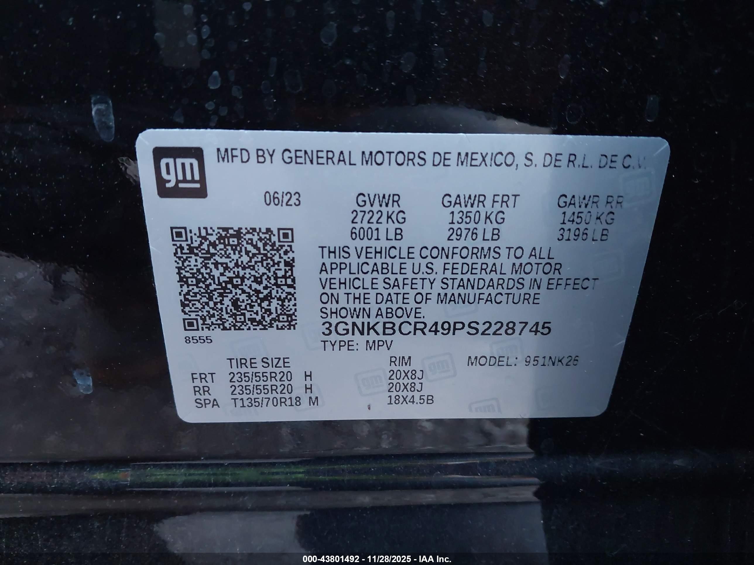 CHEVROLET BLAZER image 9