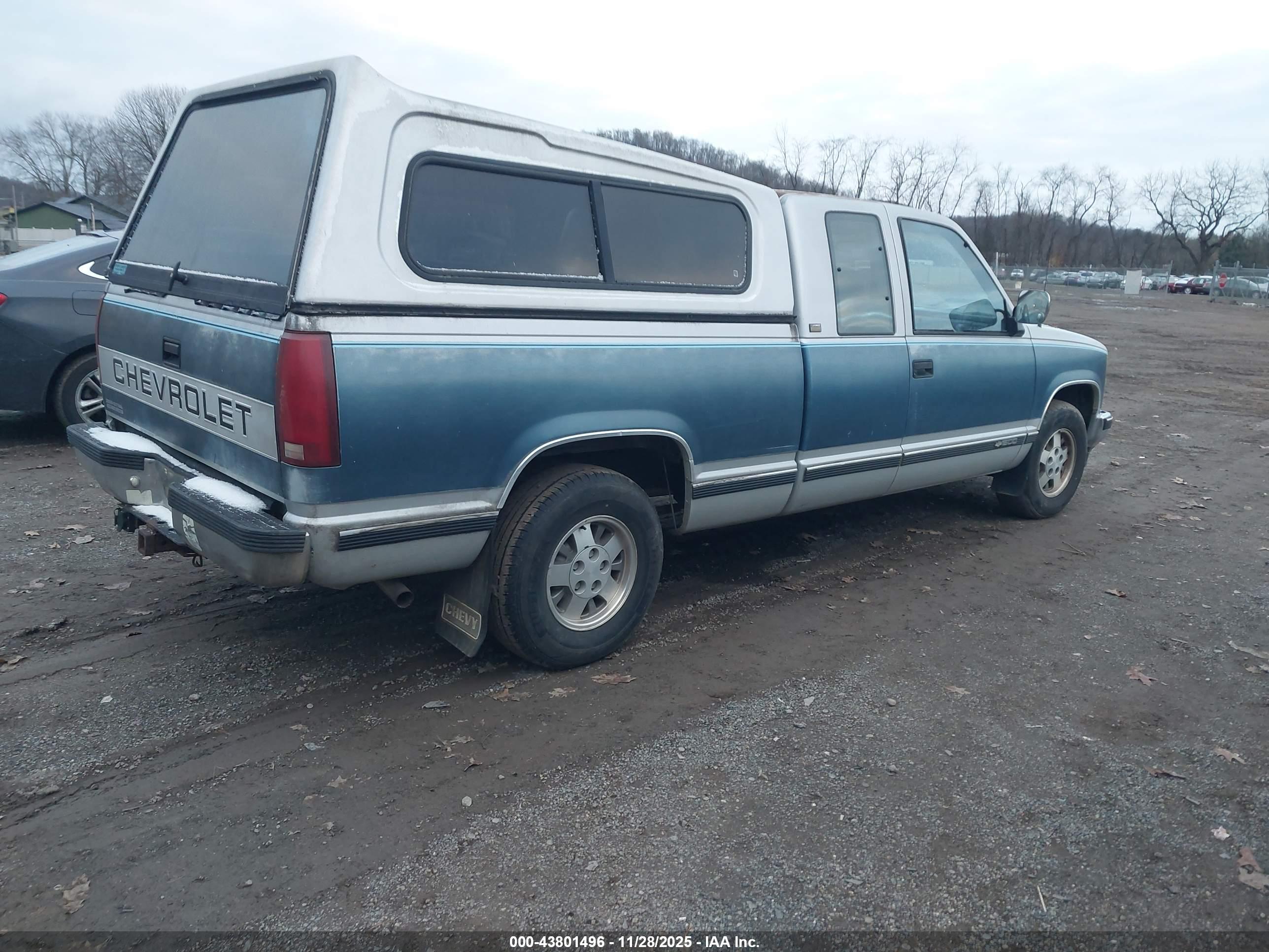CHEVROLET GMT-400 image 4