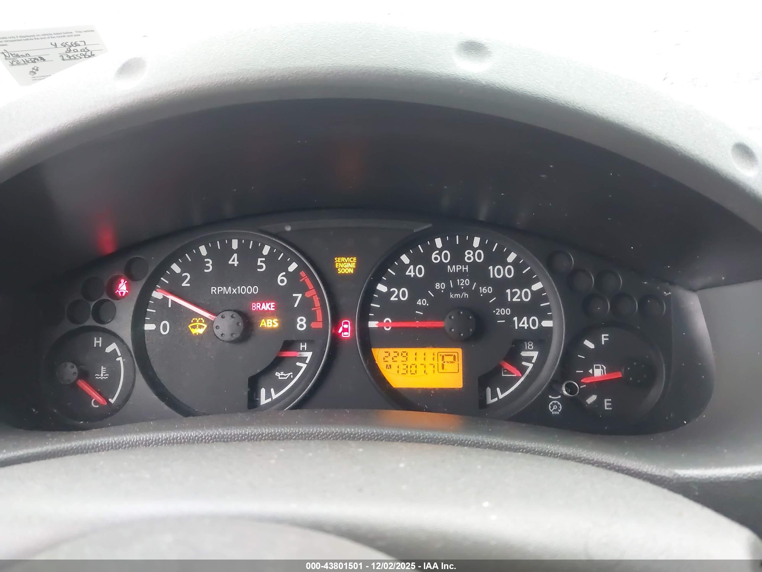 NISSAN FRONTIER image 7