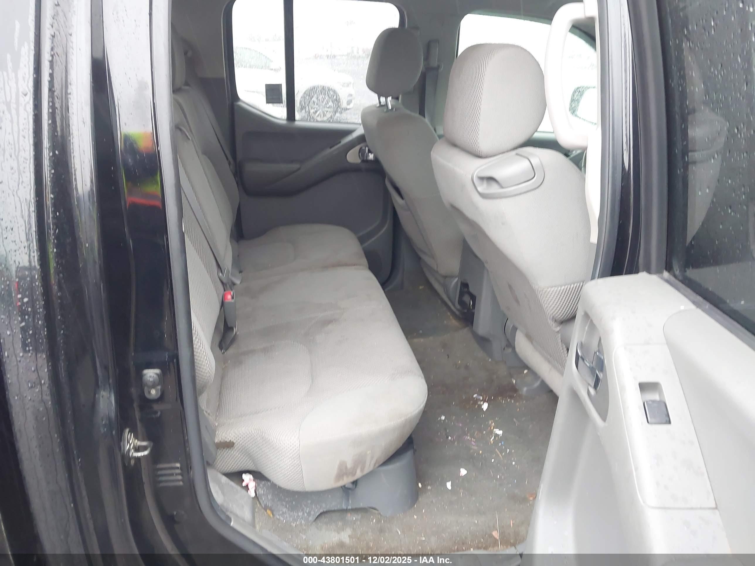NISSAN FRONTIER image 8