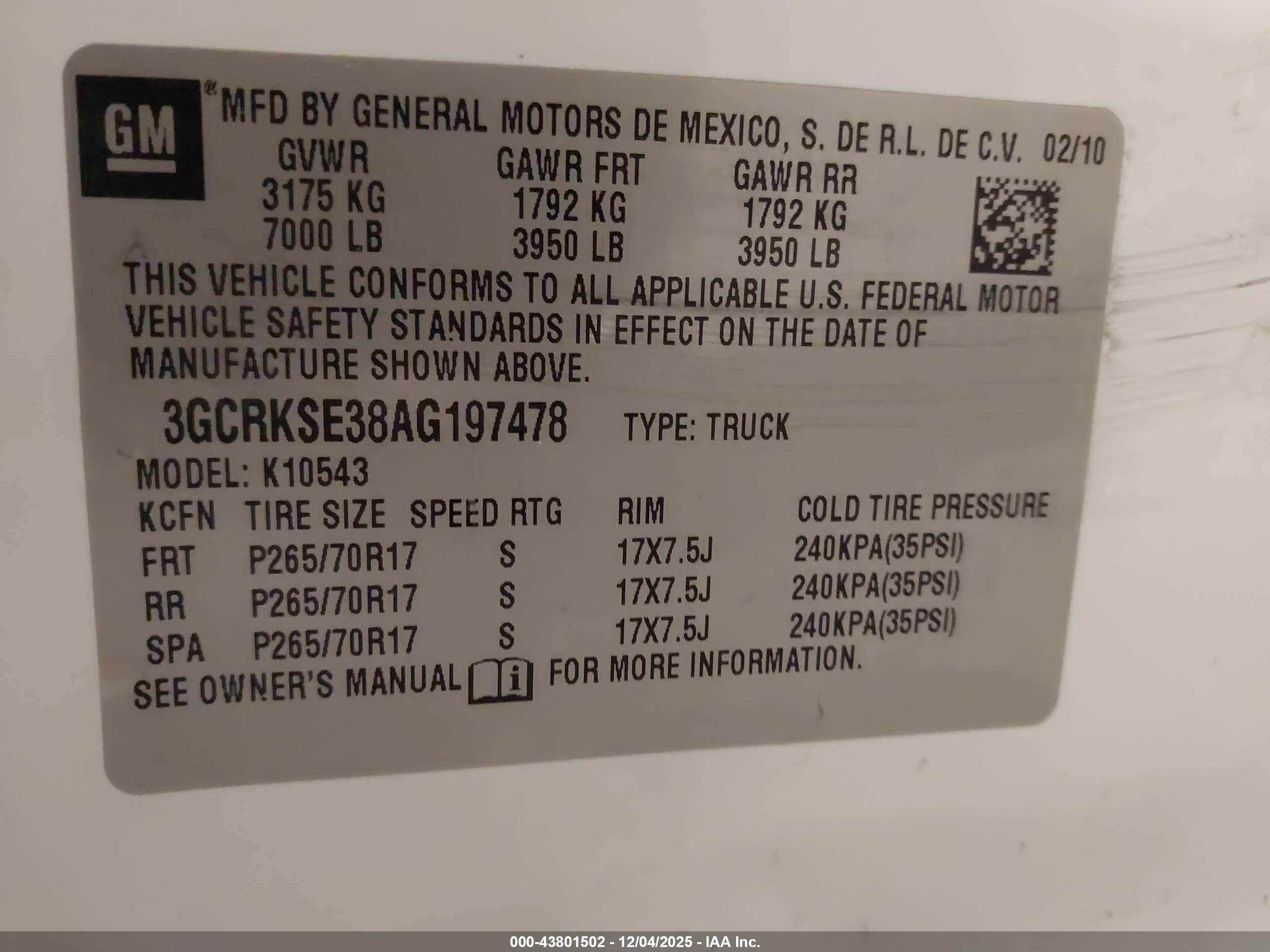 CHEVROLET SILVERADO image 9