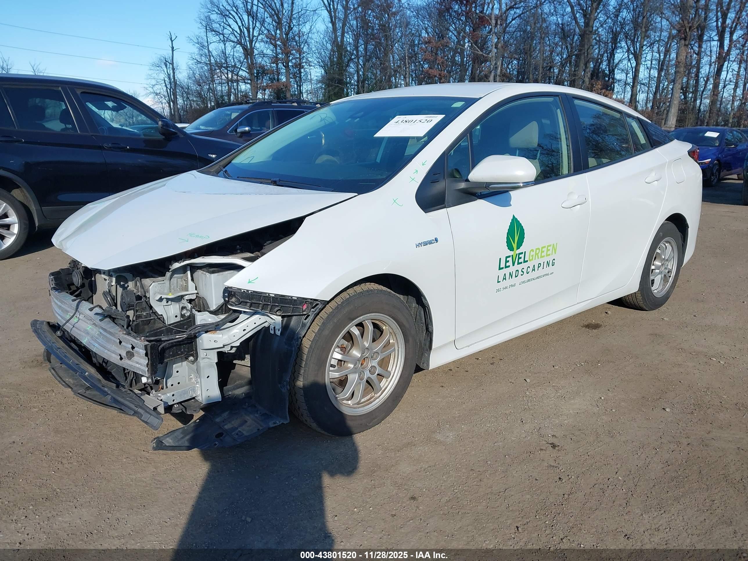 TOYOTA PRIUS image 2