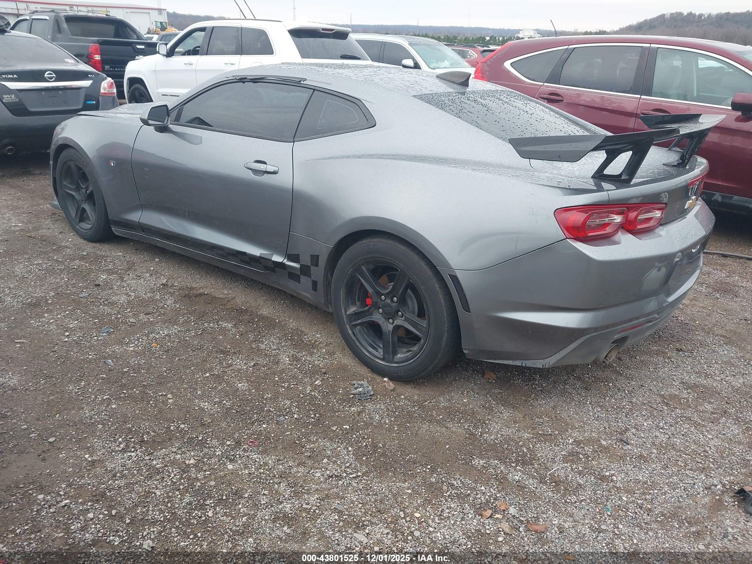 CHEVROLET CAMARO image 3