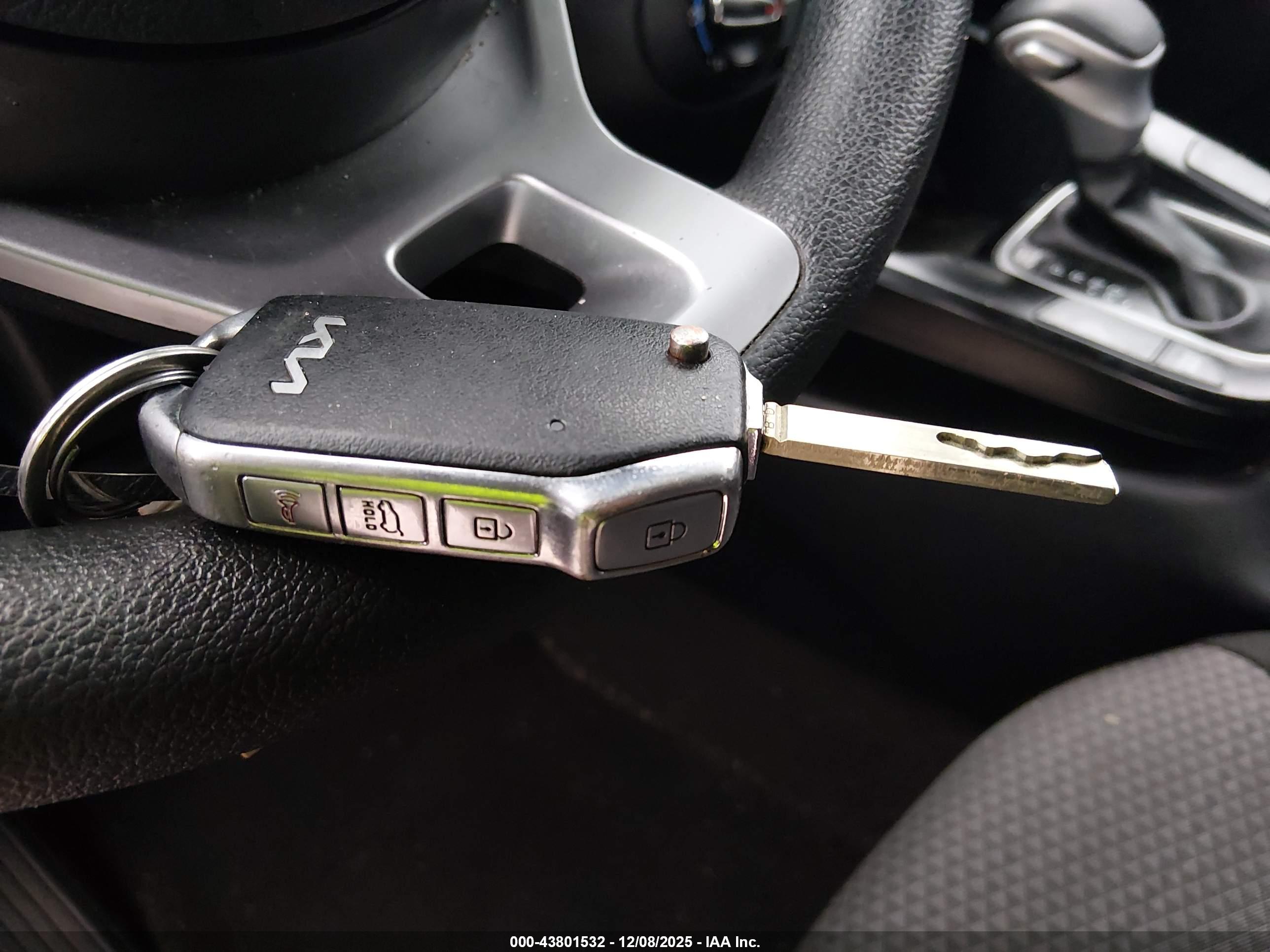 KIA SOUL image 11