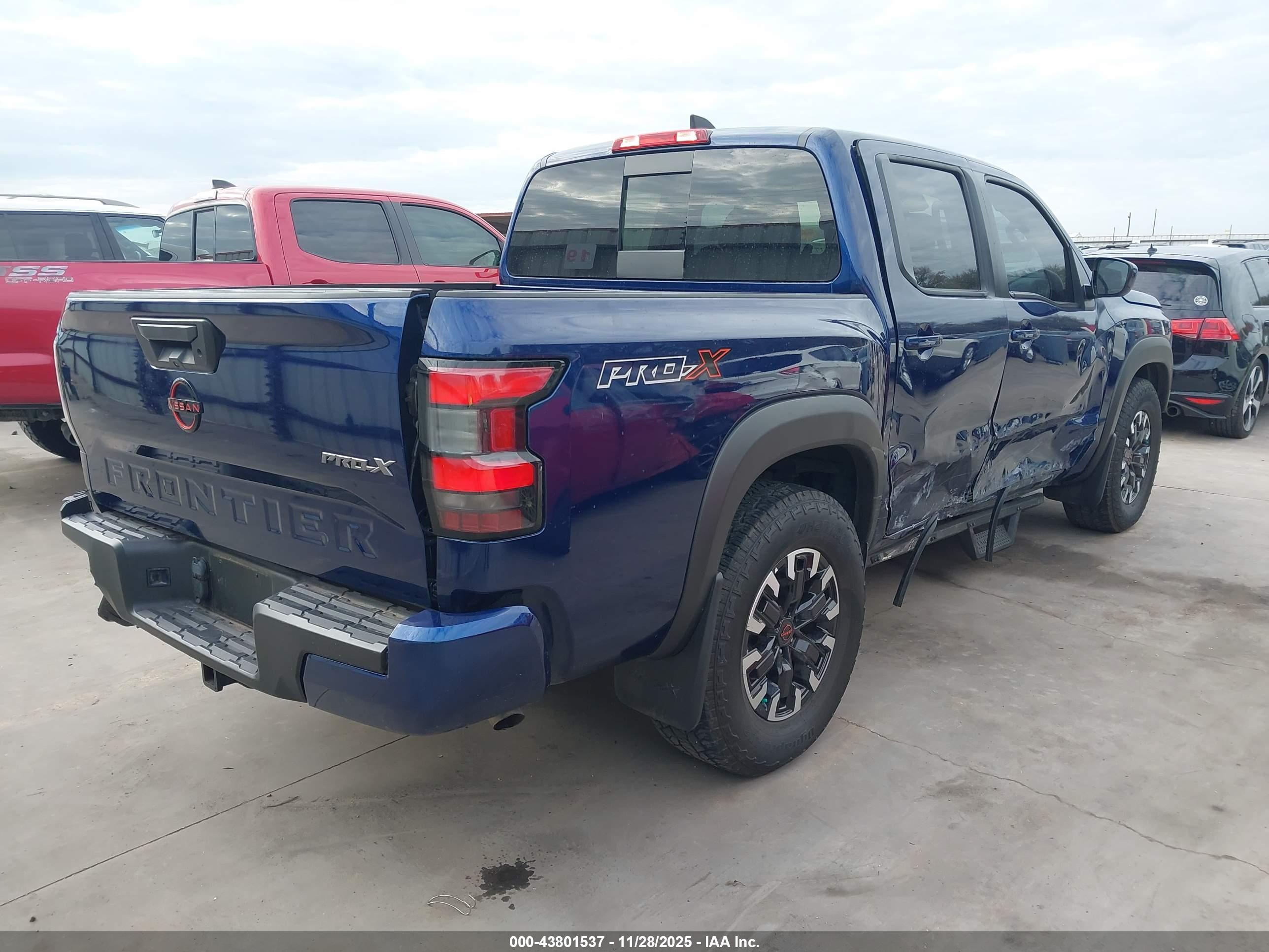 NISSAN FRONTIER image 4