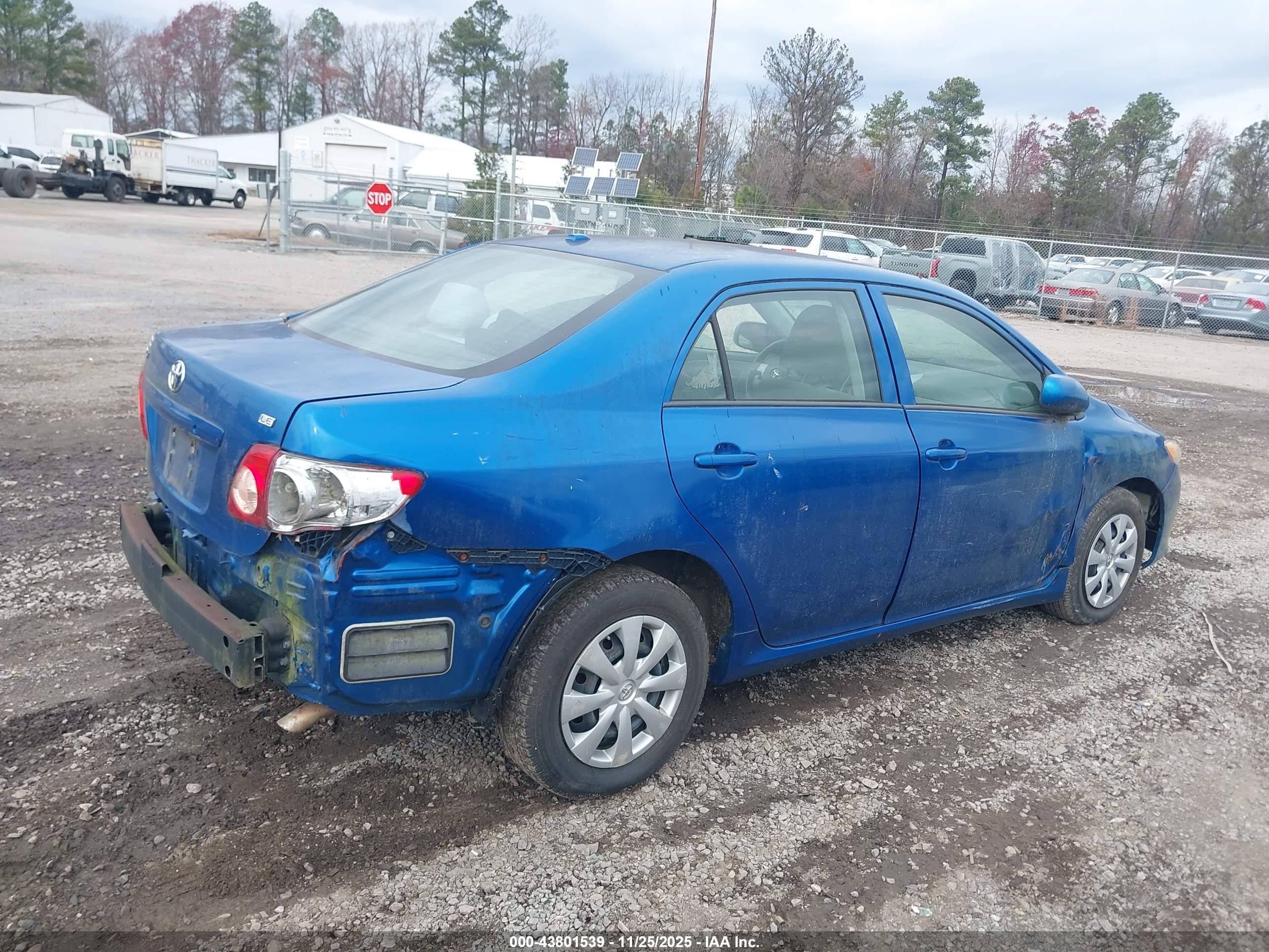 TOYOTA COROLLA image 4