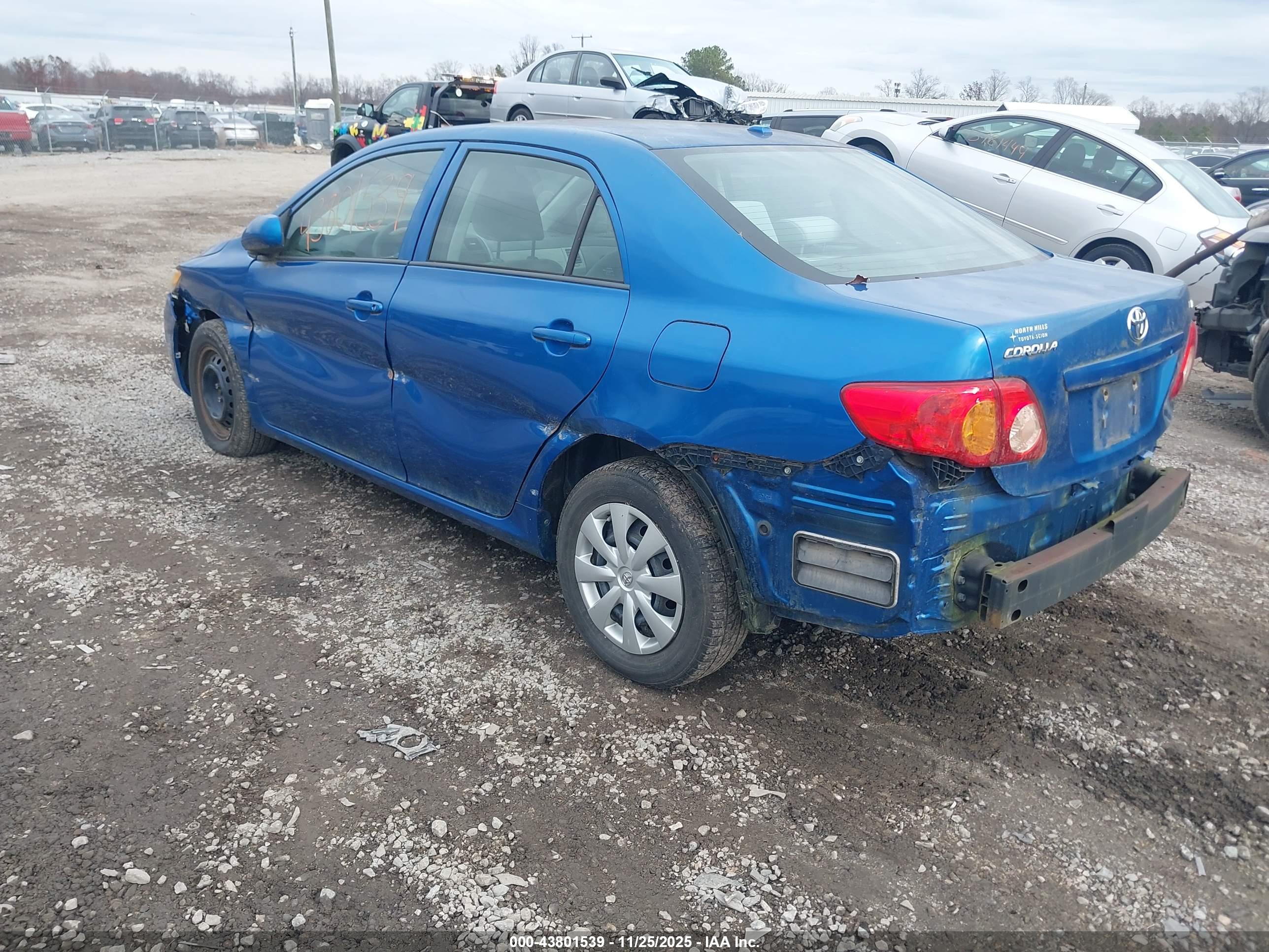 TOYOTA COROLLA image 6