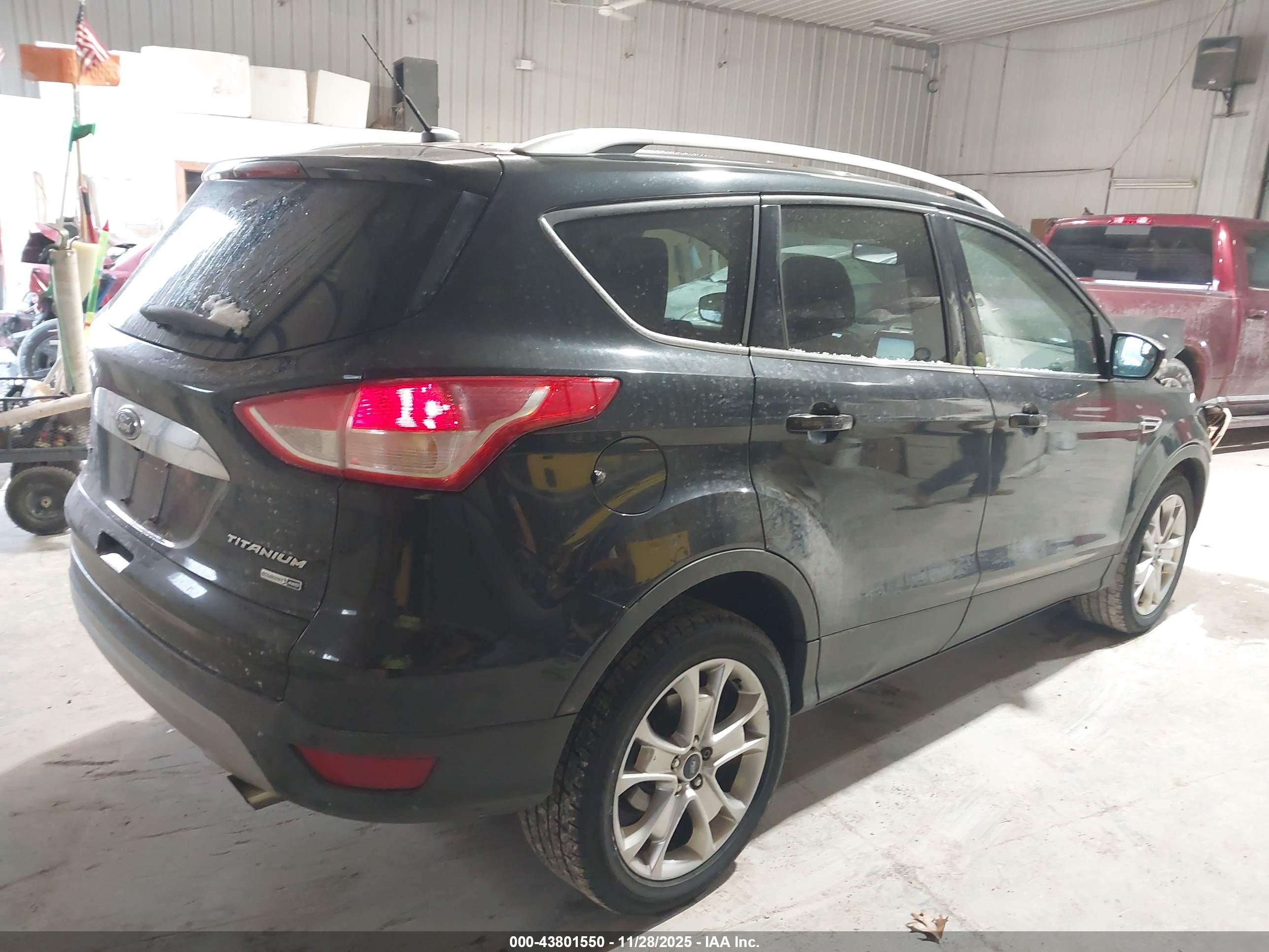 FORD ESCAPE image 4