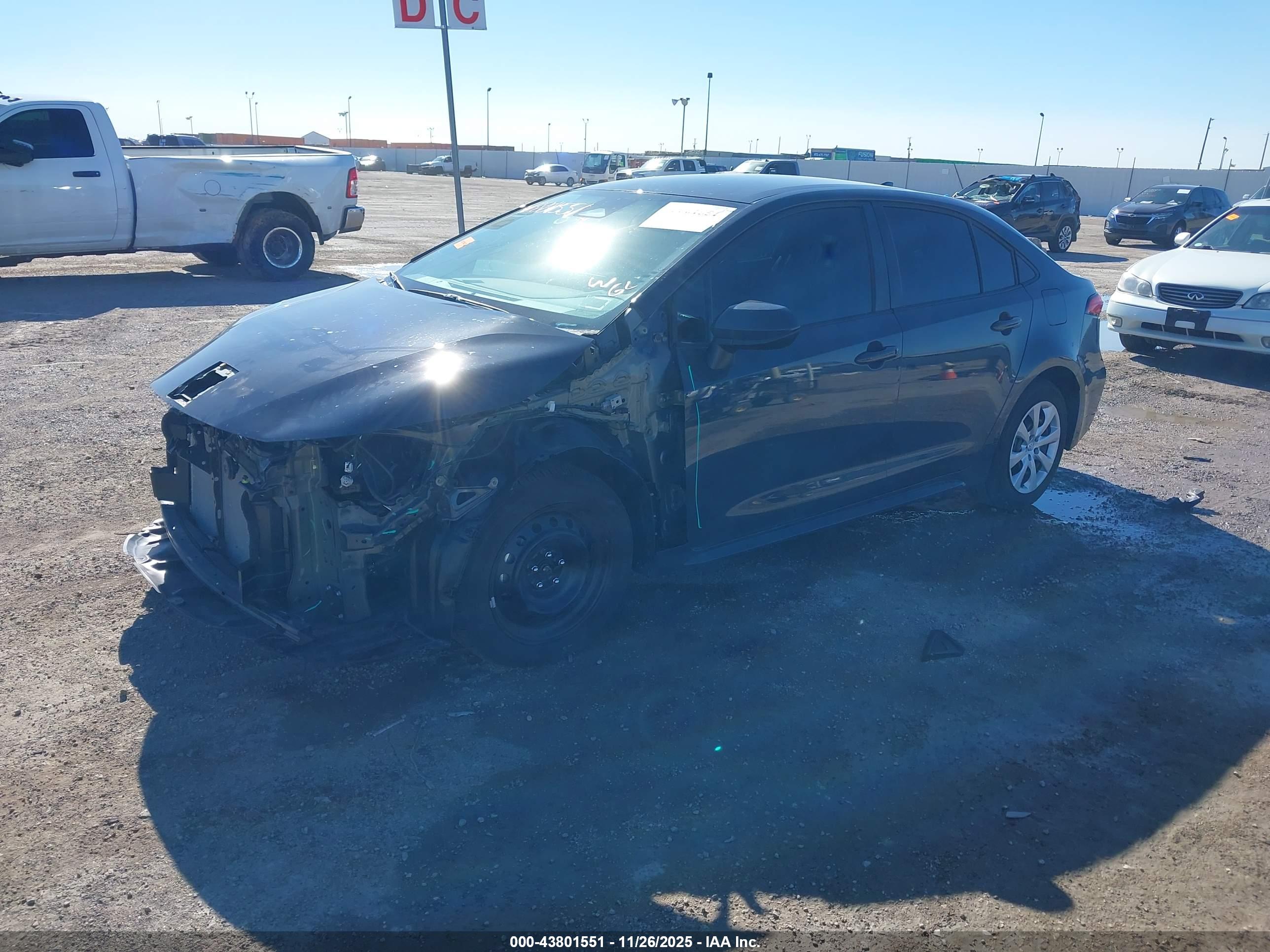 TOYOTA COROLLA image 2
