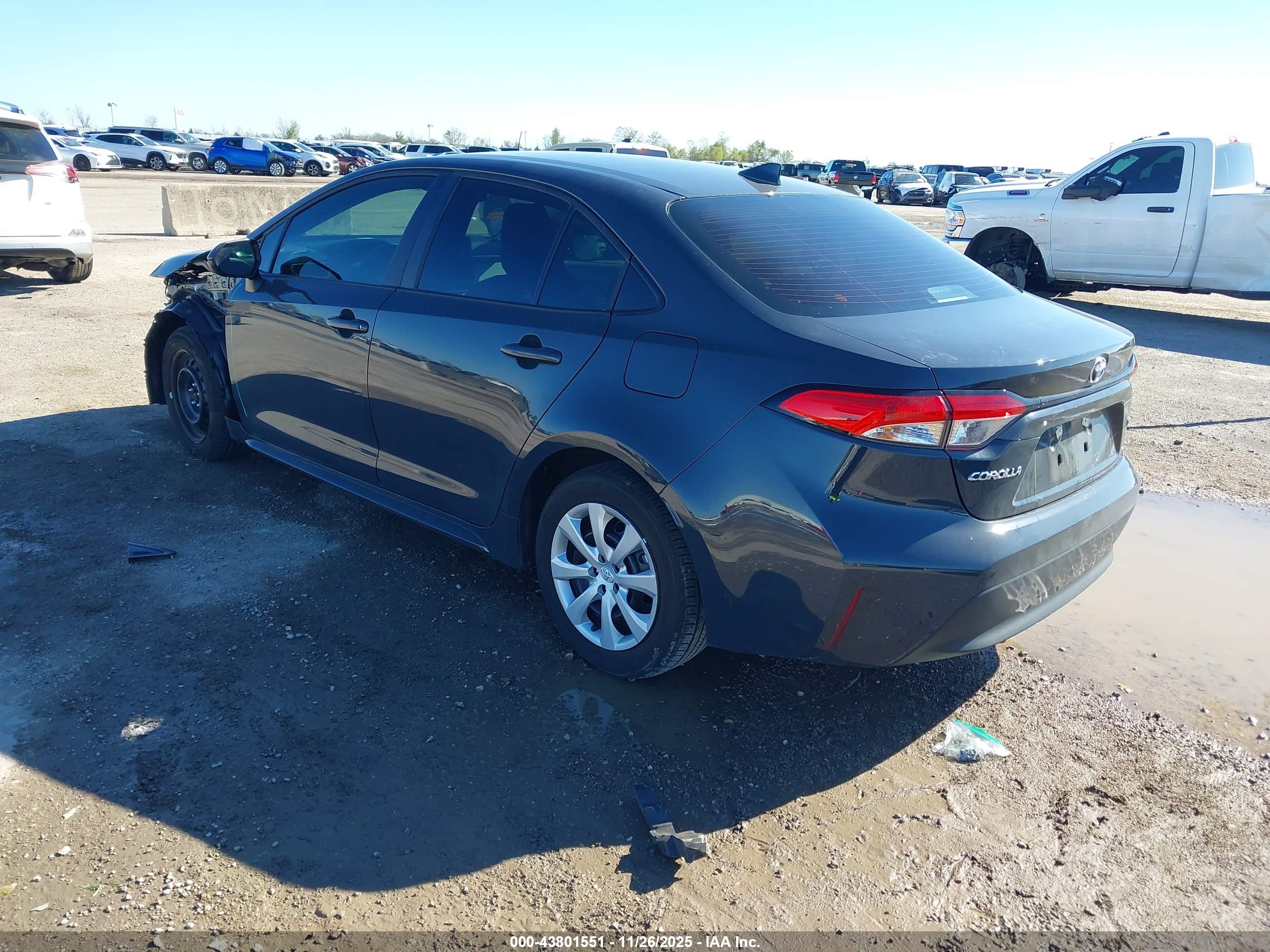 TOYOTA COROLLA image 3