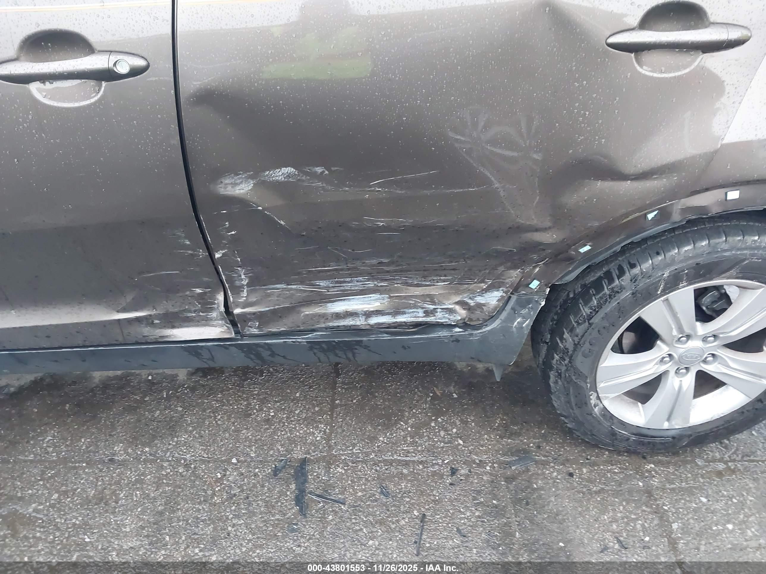 KIA SPORTAGE image 6